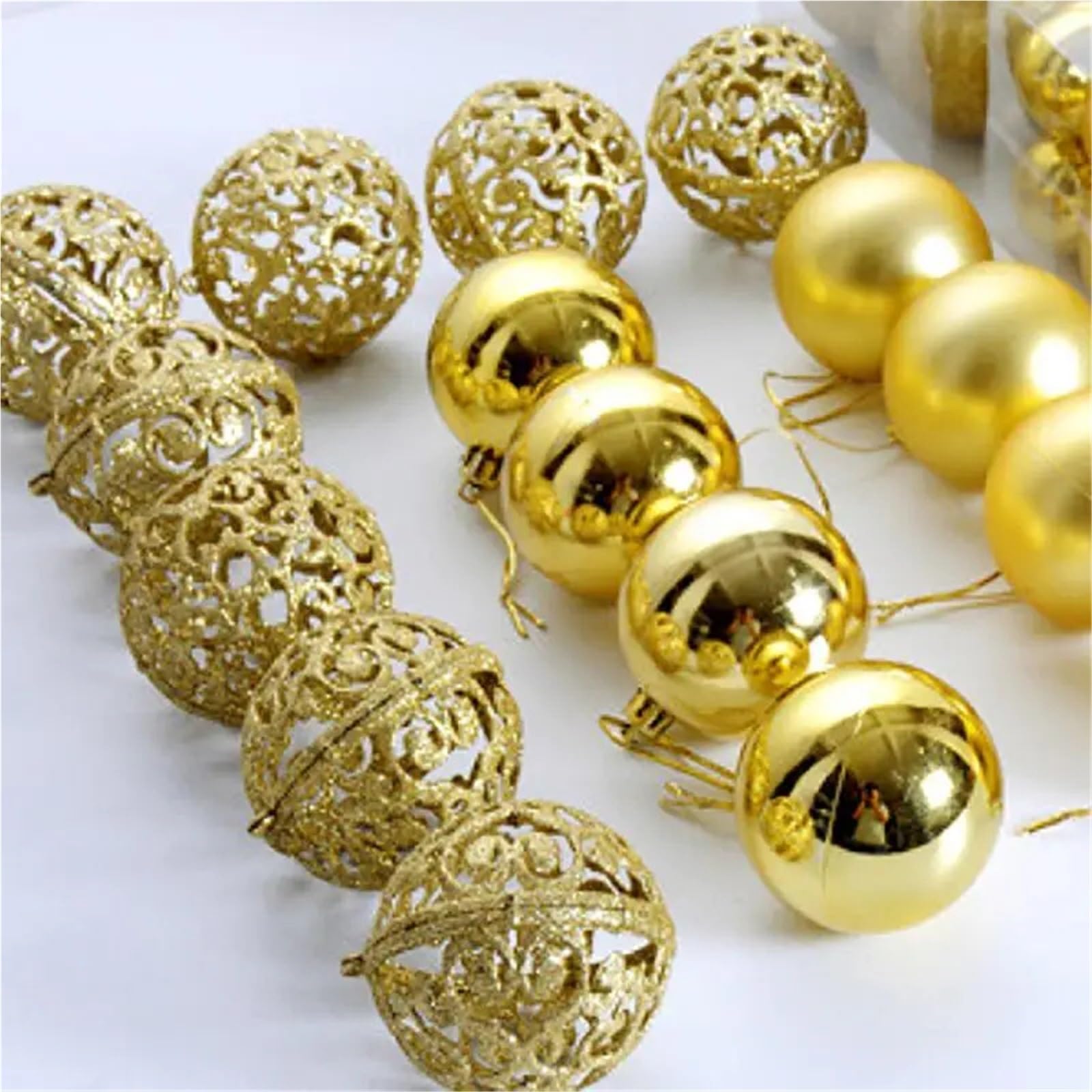 Bolas de Navidad Decoracion Juego de 100 Bolas navideñas de 3 a 6 cm for Regalo de árbol, con Polvo Mate Brillante y Hueco.(Red)