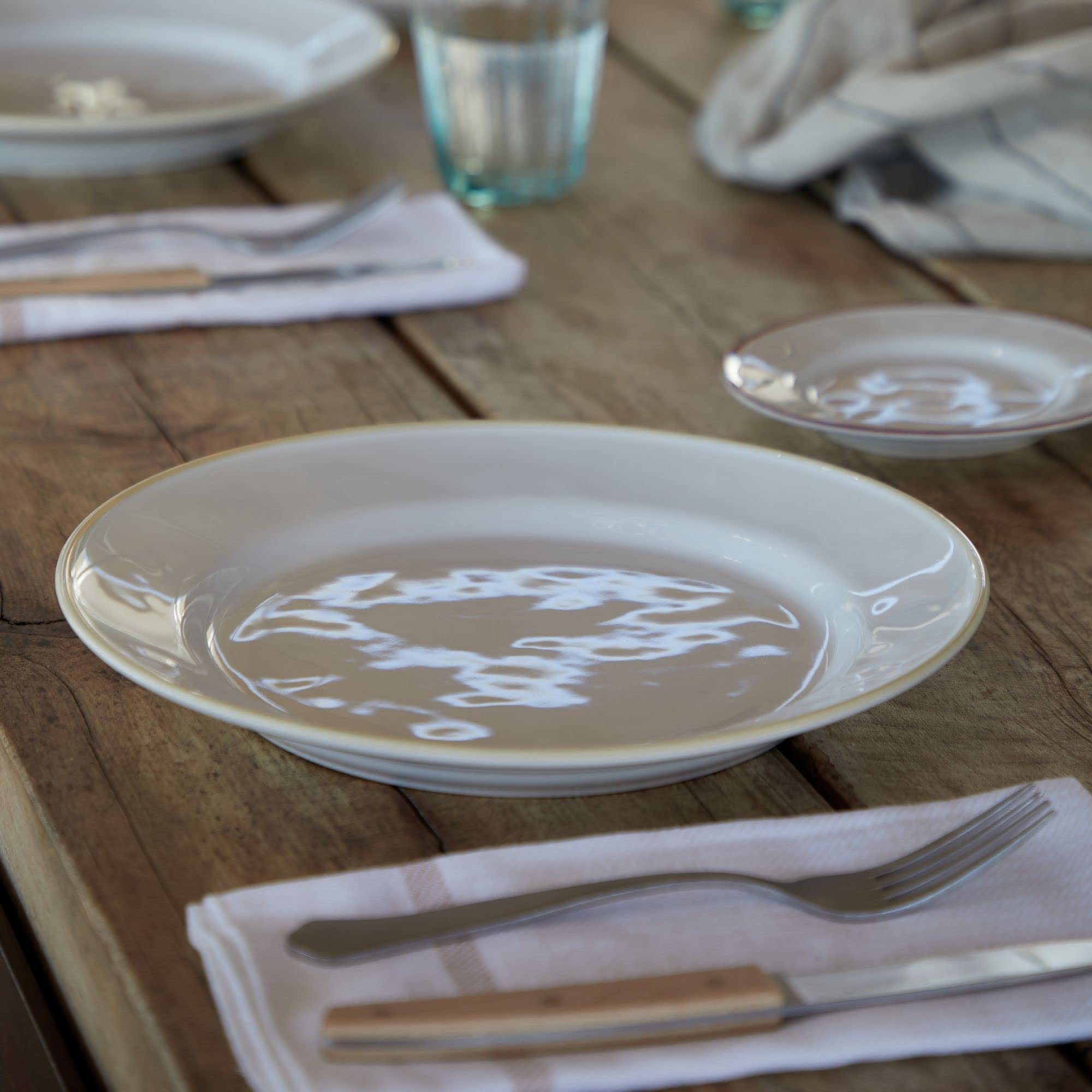 COSTA NOVA 4枚セット Amazon.com | Costa Nova Ceramic Stoneware 5-Piece Place Setting