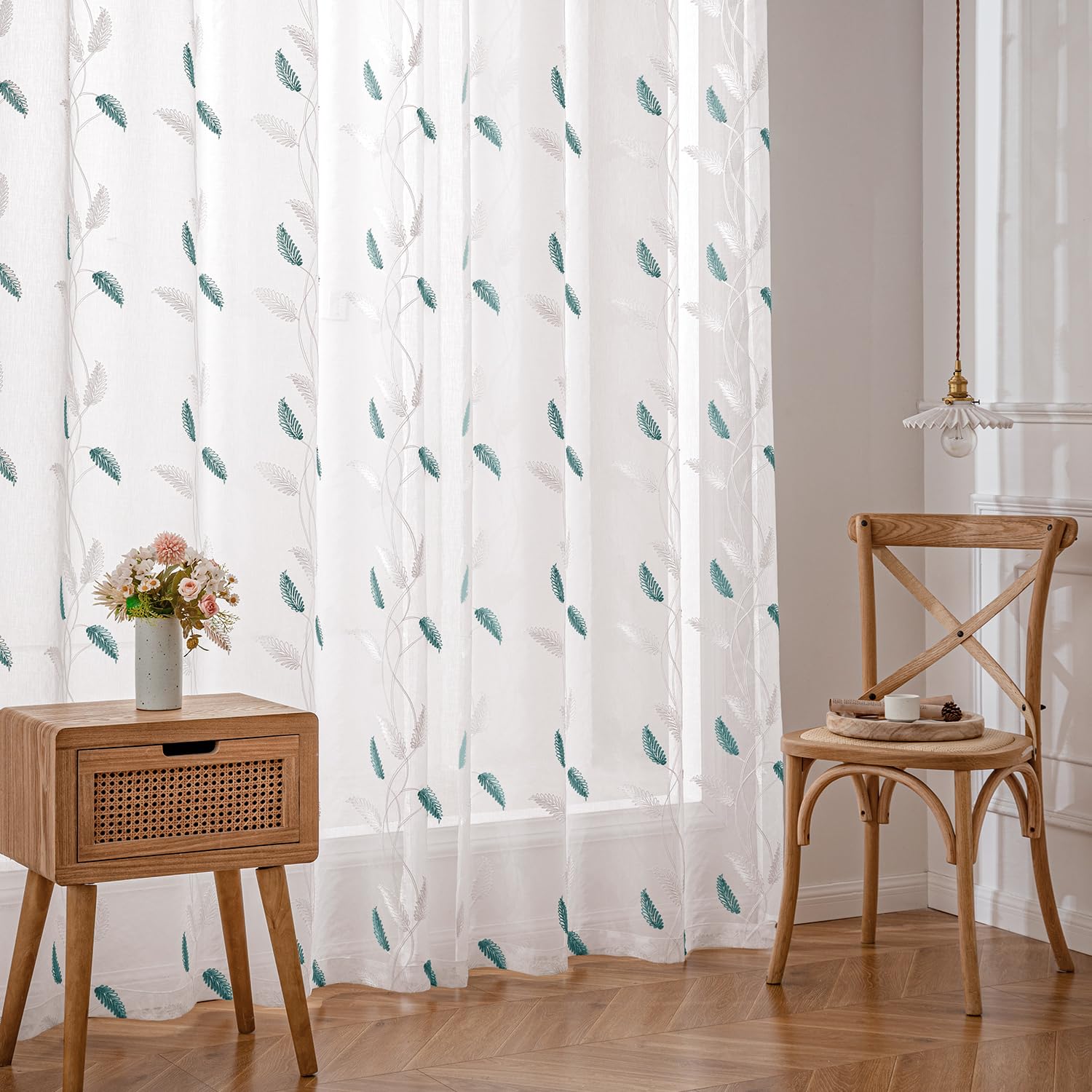 Rideaux Voile EMEMA Motif Feuilles - Lot De 2 - 140x225 Cm - Œillets Et Broderie - Pour Salon Et Chambre