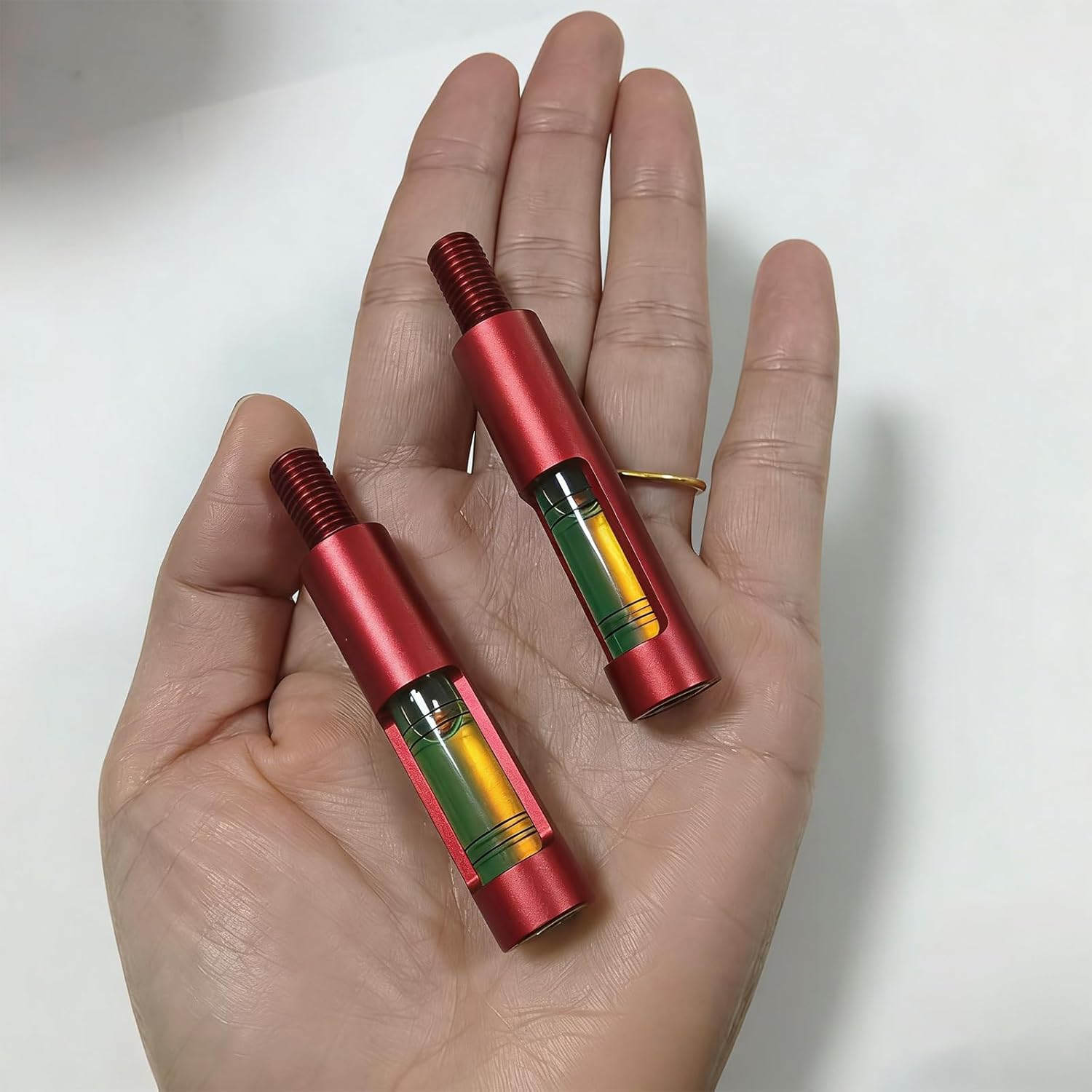 Aluminum Berger Hole Bow Level - Lightweight Screw-In Archery Leveling Tool for Sight, Rest & D-Loop Setup, Fits Most Compound Bows for Hunting & Target Shooting (2Pcs)