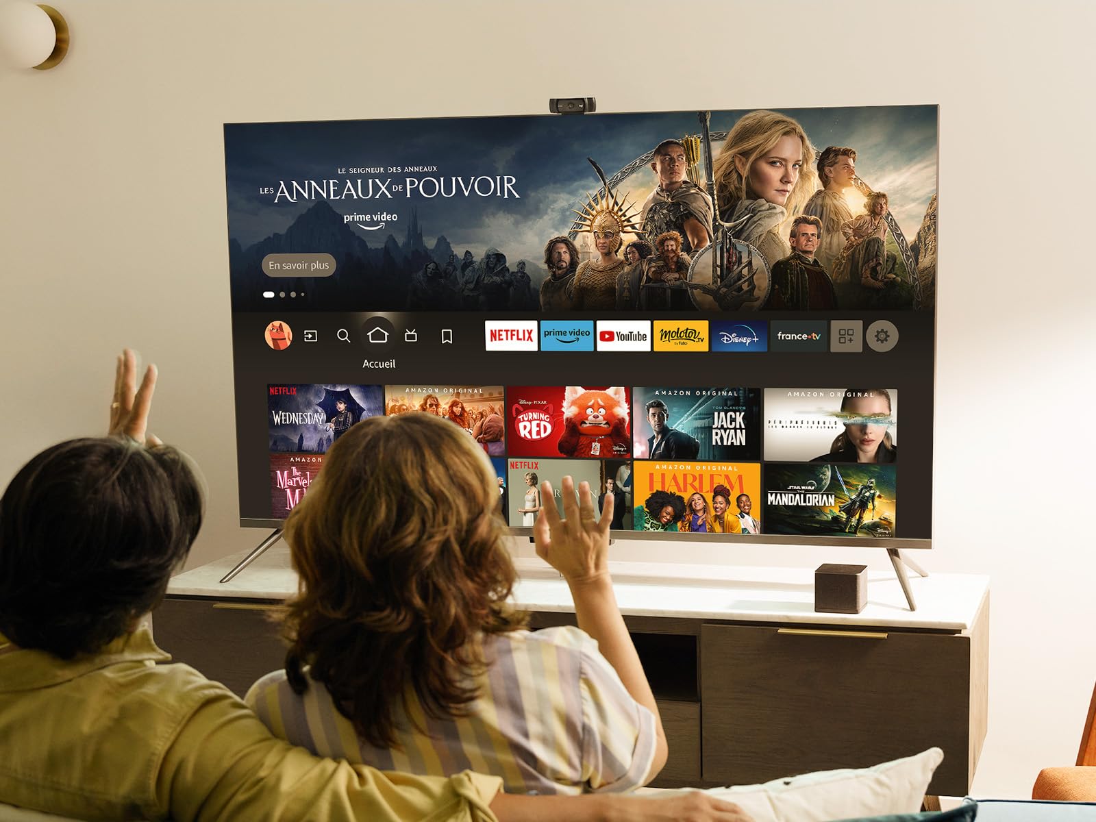 TCL 32SF540 - Téléviseur Intelligent 32 Pouces FHD - HDR & HLG-Dolby Audio-DTS Virtual X/DTS-HD-Metal Bezel-Less-Dual-Band WiFi 5-avec système Fire OS 7
