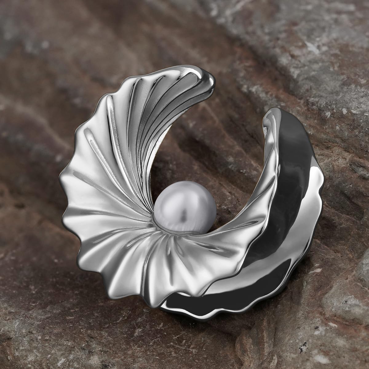 ERKUOO Modern Baroque Pearl Ear Tunnels Double Flare Gauges Elegant Sculpted Saddle Plugs Shiny Statement Stretching Jewelry for Women Men 0G to 1 Inch
