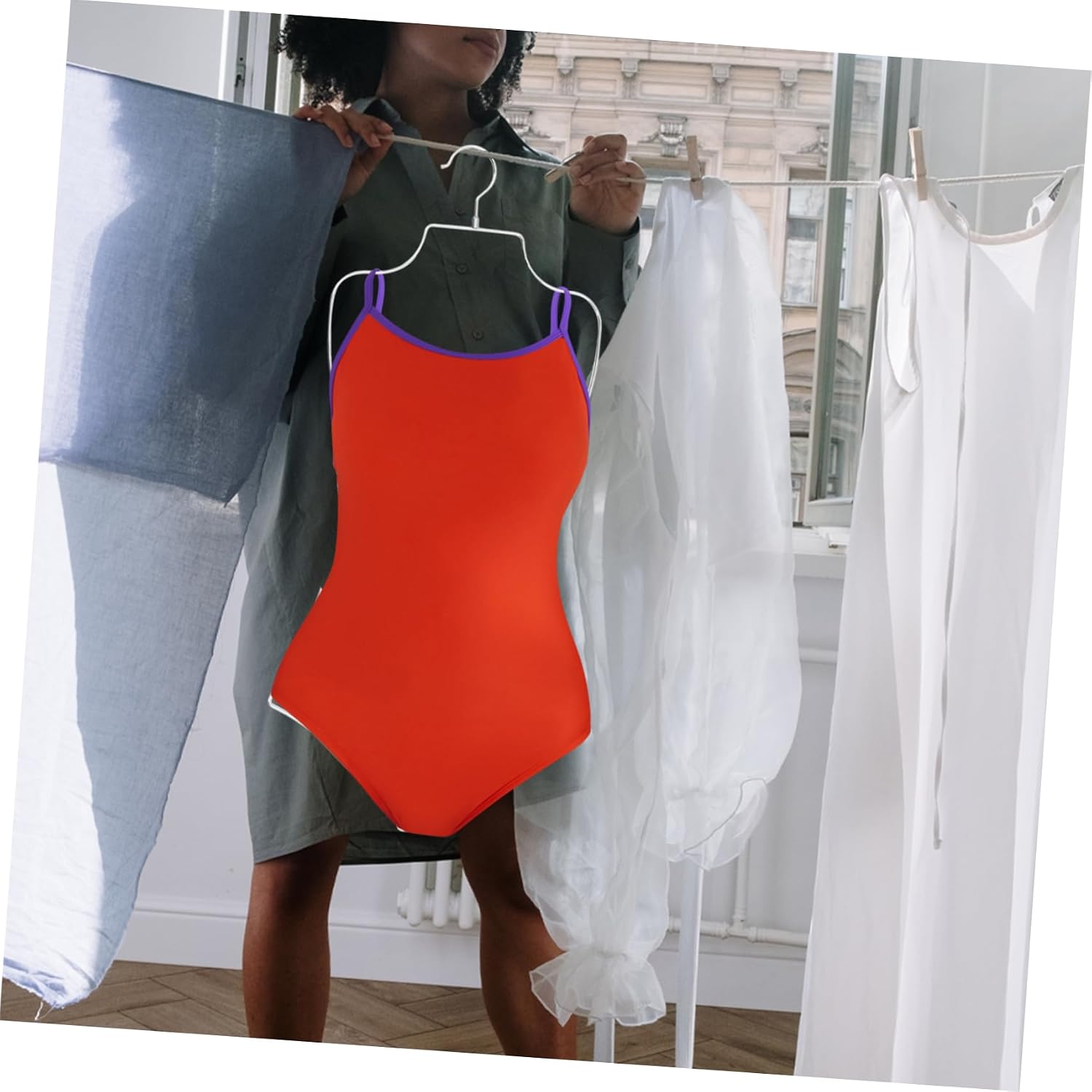 2pcs Bathing Suit Hangers Metal Wire Display Hangers for Swimwear Non-Slip Design Classic Style