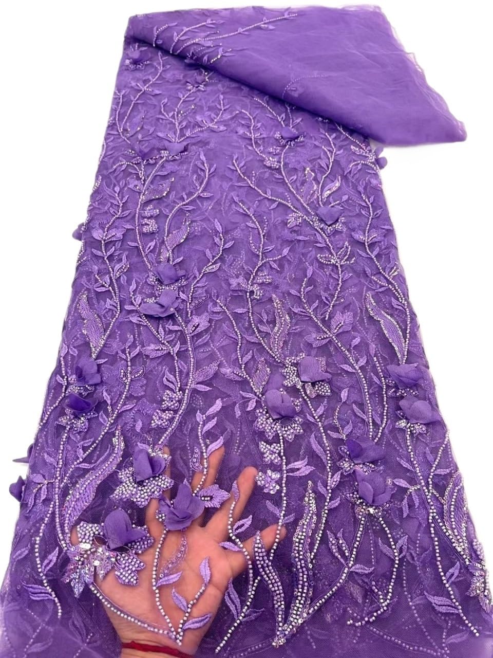 Dentelle perlée fleurs 3D pour confectionner une robe de mariée