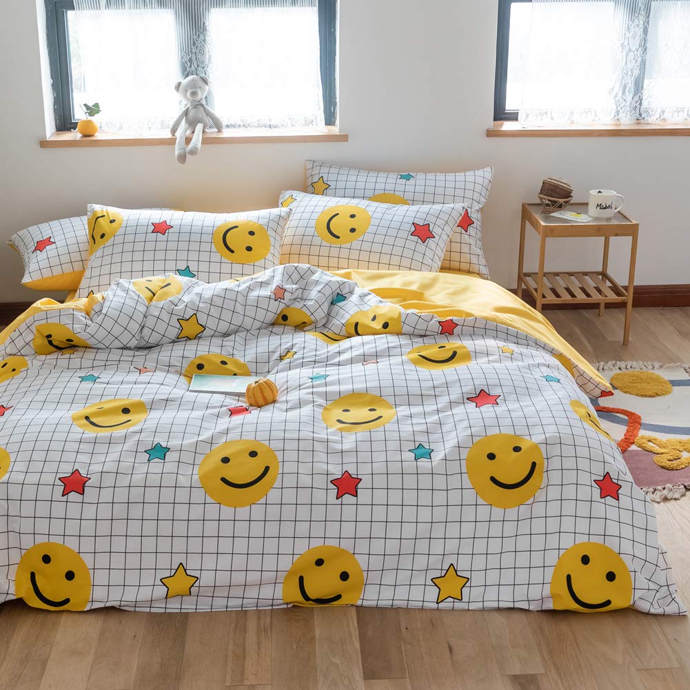 Amazon Com Layenjoy Emoji Duvet Cover Set Twin 100 Cotton Bedding Cartoon Yellow Smiley Face Star Pattern On White Plaid 1 Comforter Cover With Zipper Ties 2 Pillowcases For Kids Teens Boys Girls