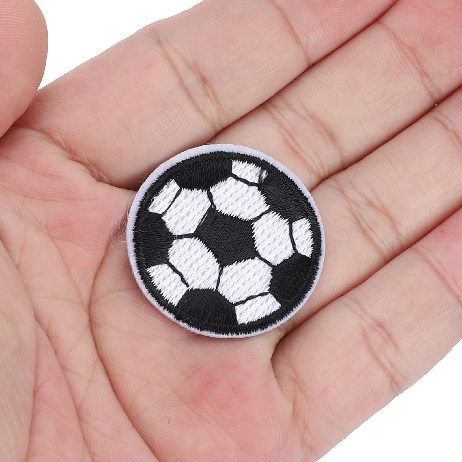 100 Toppe Ricamate A Forma Di Pallone Da Calcio 3 Cm – Termoadesive Per Abbigliamento Fai-da-te - 4