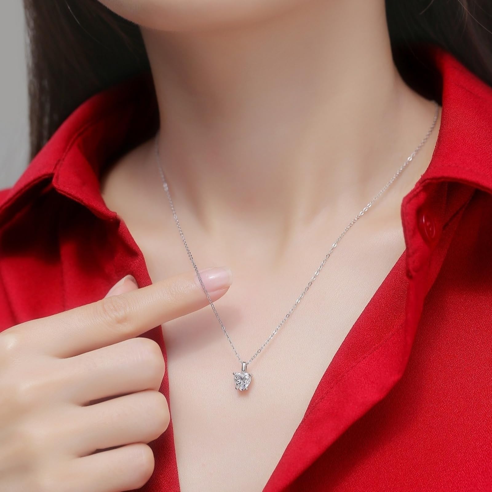 Collar de moissanita para mujer en oro blanco/platino, 4 puntas solitario en forma de corazón, delicado collar de oro para cumpleaños