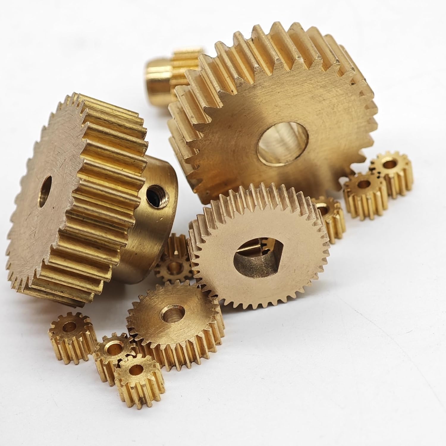 Lot de 5 pignons droits en laiton - 0,3 mm, 18 dents, compatibles avec les arbres de 1,5 à 3 mm for machines industrielles/de bricolage(4mm thickness 1.98mm hole)