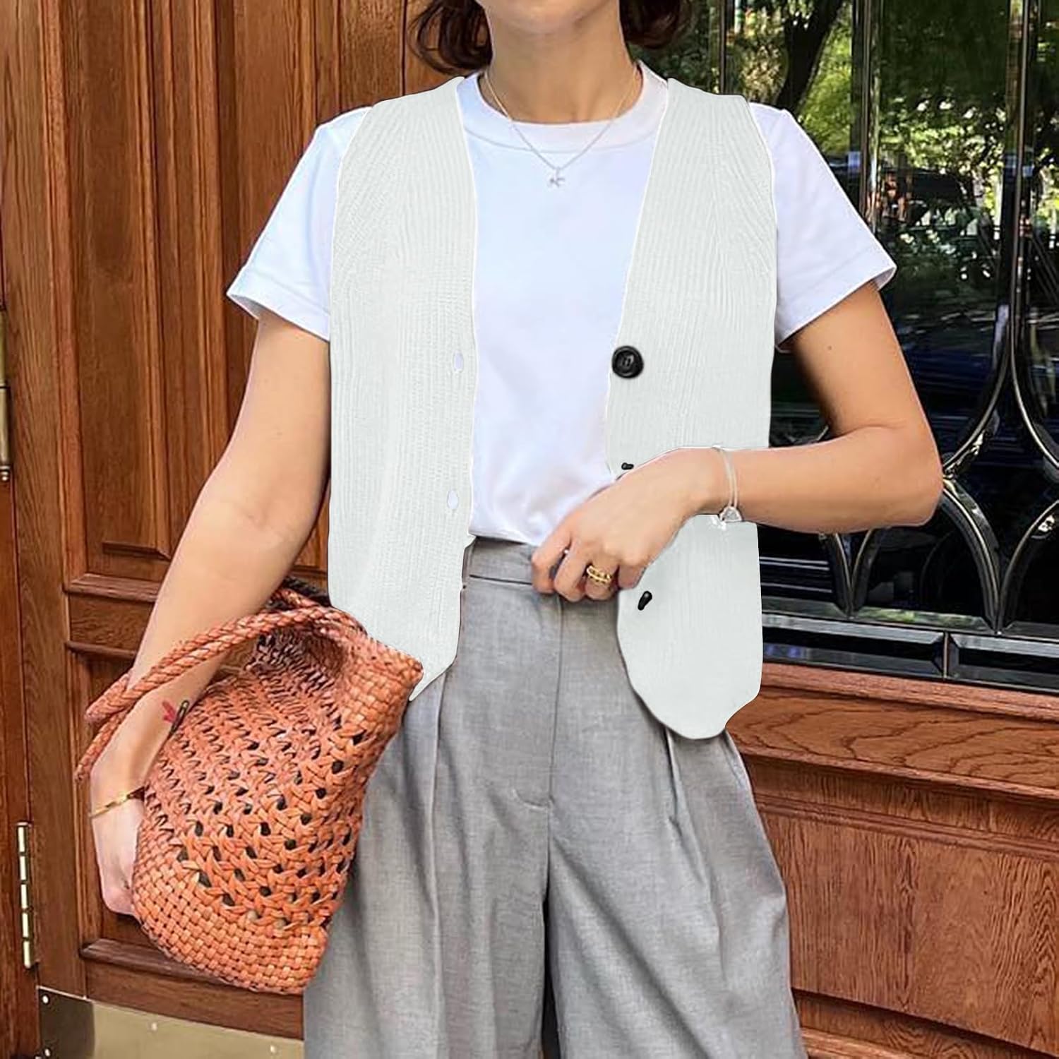 Women's Sweater Vest Sleeveless V-Neck Knitted Button Down Crop Top Spring Summer Casual Trendy Going Out Top Outfit