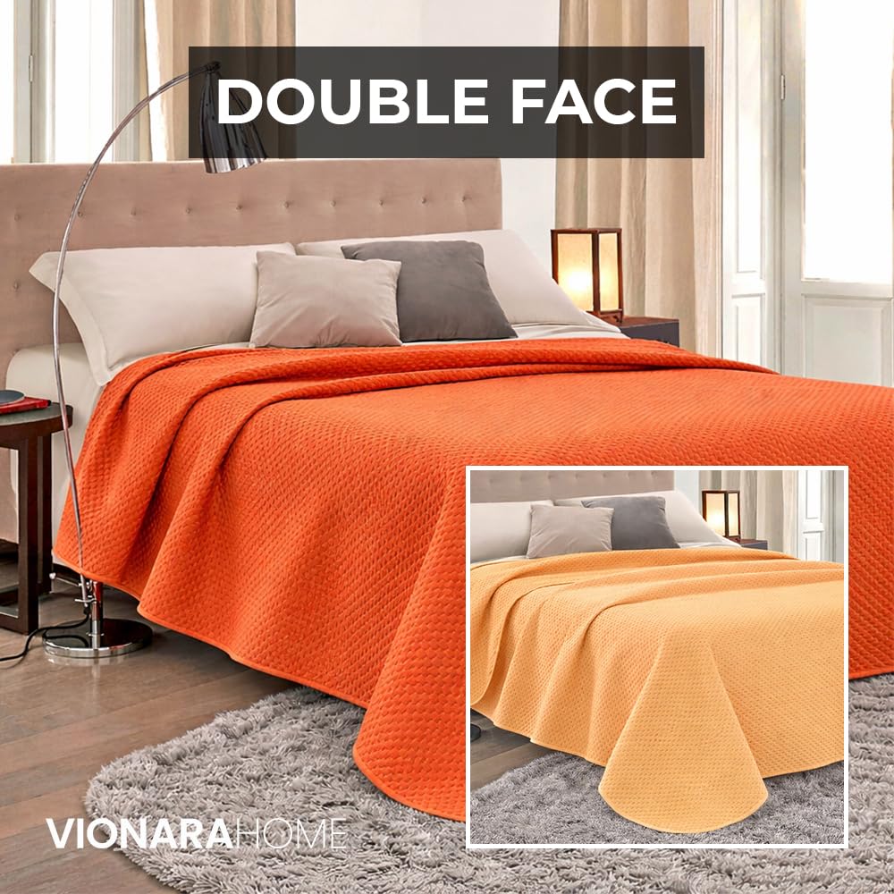 Trapuntino Primaverile Estivo Tinta Unita Double Face, Copriletto Trapuntato Leggero, Coperta Leggera in Morbida Microfibra, Bi-Colore, Imbotittura 80gr/mq, Made in Italy (Arancione, Matrimoniale)