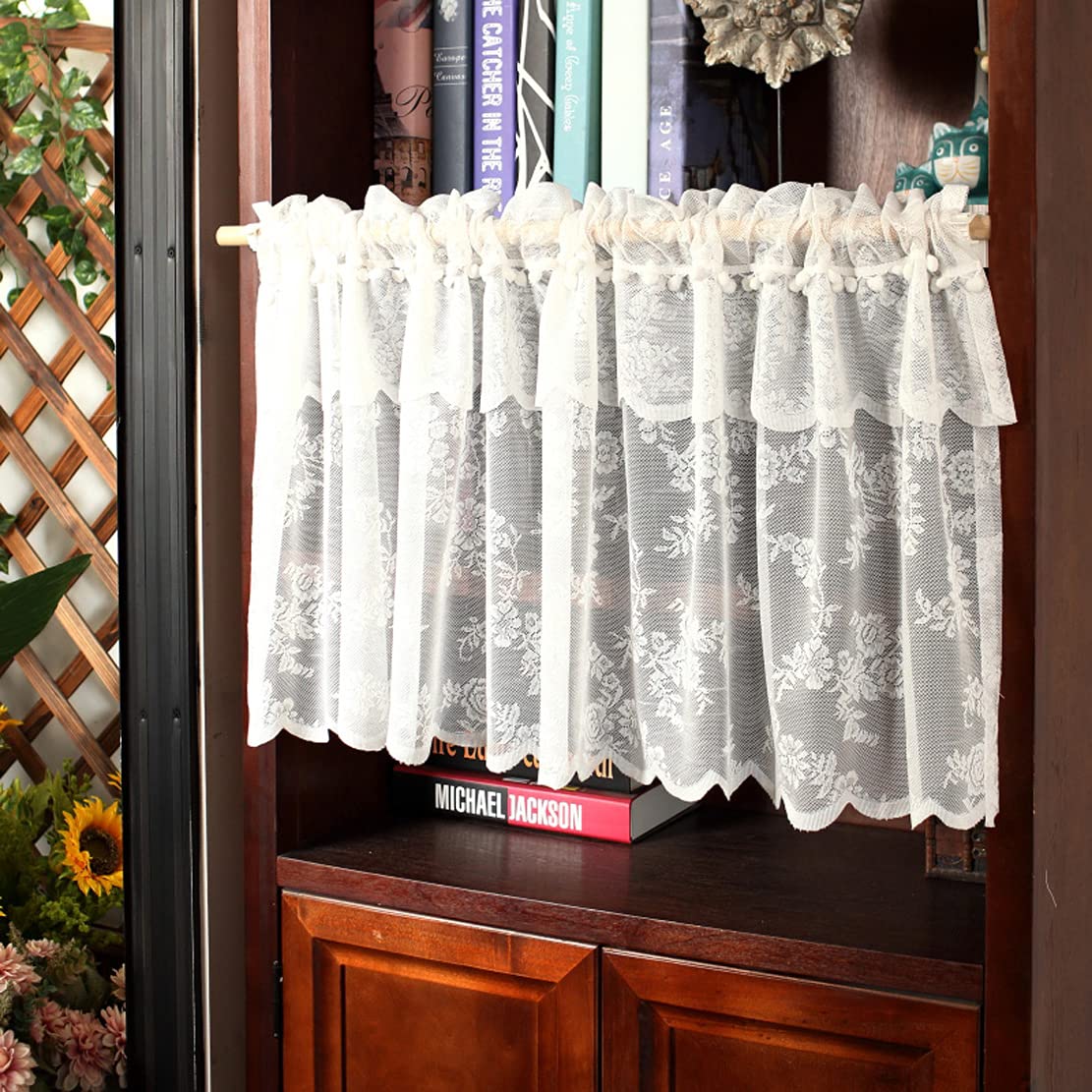 Ensemble de rideaux de cuisine en dentelle HomeStyles - 3 pièces – Giant Tiger Ensemble de rideaux de cuisine en dentelle HomeStyles - 3 pièces – Giant Tiger
