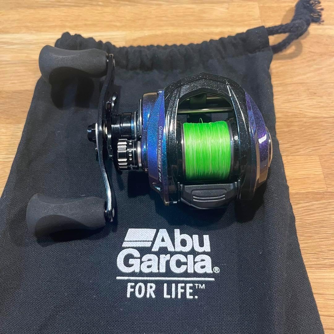 アブガルシア　Revo ウルトラキャスト　左巻き Abu Garcia レボ ウルトラキャスト 左巻き レボ アブガルシア 左巻き