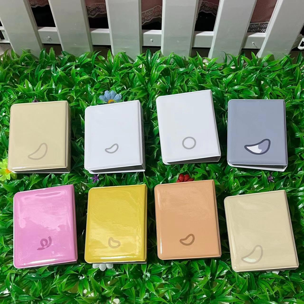 Raccoglitore Per Carte Collezionabili – 40 Tasche Trasparenti, Dimensioni 8,7x10,9 Cm, Colori Vari