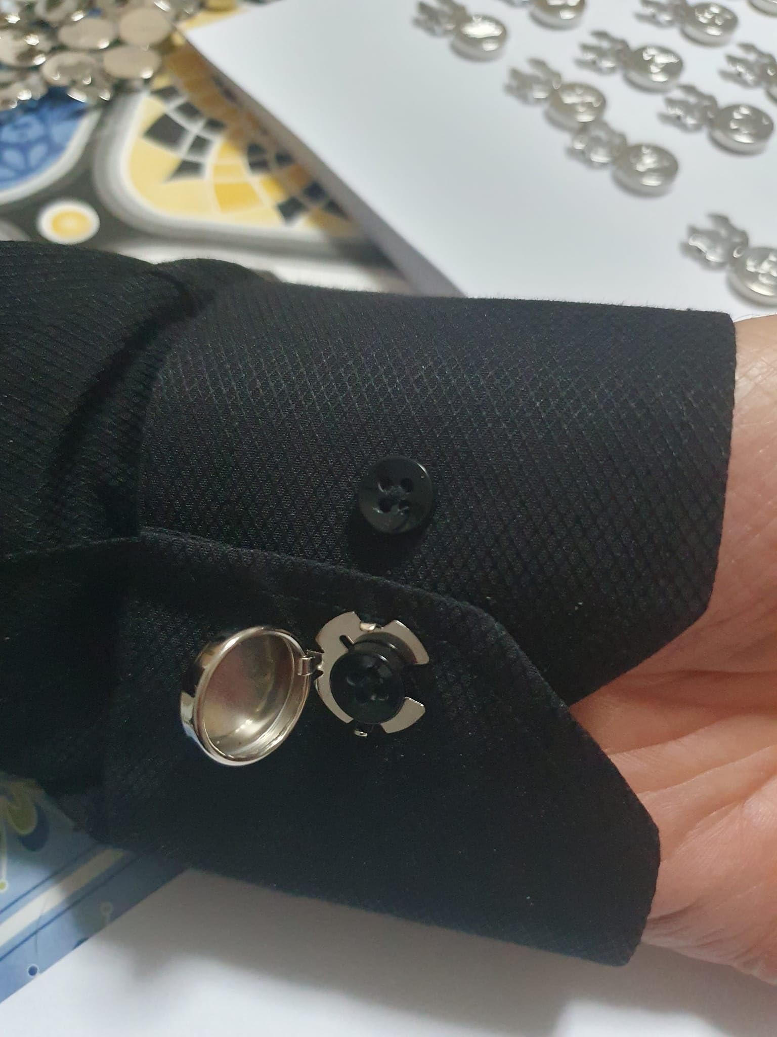 1 par cubrebotones de 18 mm, personalizados, 2 iniciales para cubrebotón, elige color oro, plata etc. Cubrebotones para camisa o puños, unisex, de regalo, llavero
