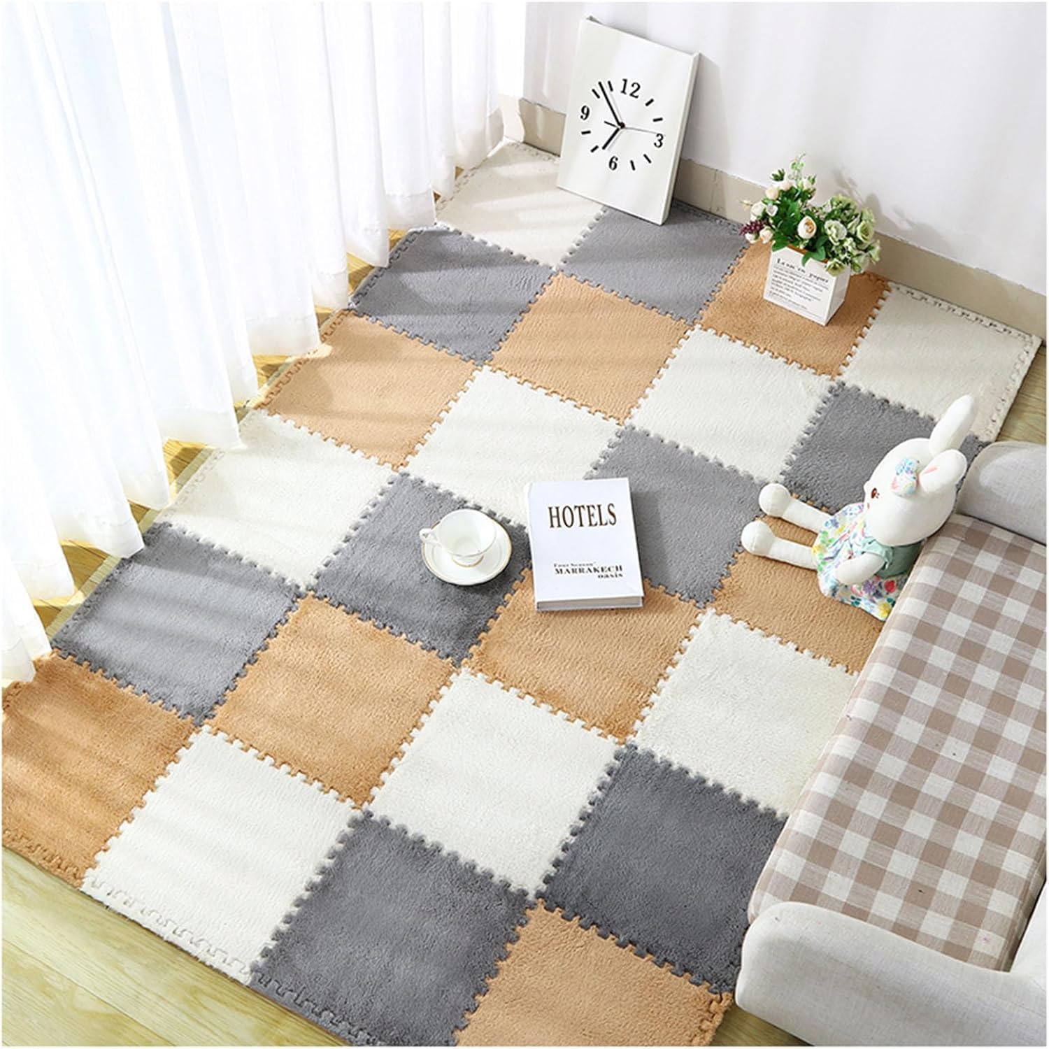 Ineinandergreifende Plüschschaum-Bodenmatte, DIY-schneidbarer quadratischer Schaumstoff-Puzzleteppich, weiche, rutschfeste Klettermatte(White+Light Coffee+Gray,30pcs)