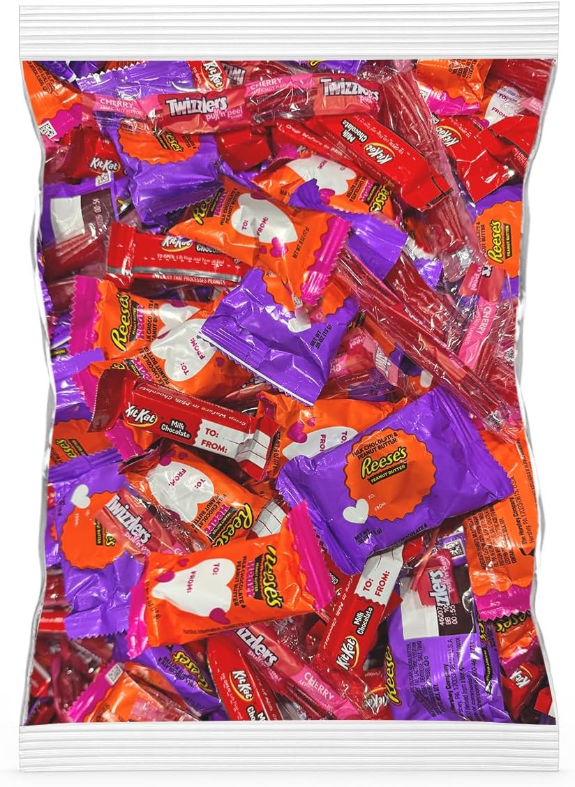 Chocolate & Candy Variety Pack – 1.5 lb Assorted Snack Size Candy Mix – Chocolate Candy Bundle Gift Bag