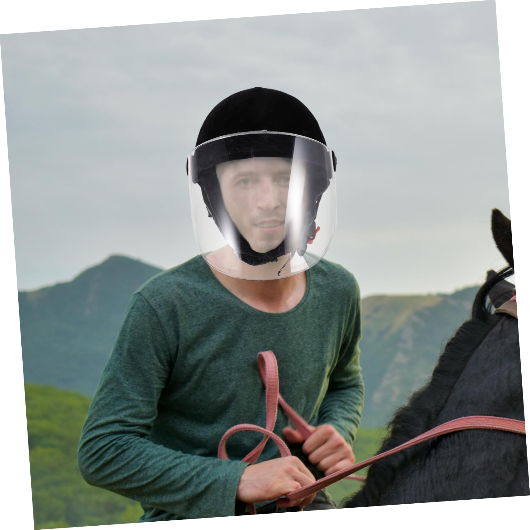 Casco da Equitazione Nero in Velluto e Plastica per Uomo e Donna | Protezione Completa Riduzione D'impatto, Uso per Ciclismo e Sport Equestre, Stile Semplice ed Elegante
