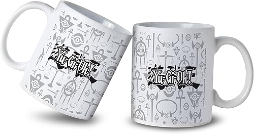 Pyramid America - Yugioh Mug - Yu-Gi-Oh - Logo B&W Taza de 11 oz. - Taza de cerámica única para bebedores de café, cacao y té - Resistente a las