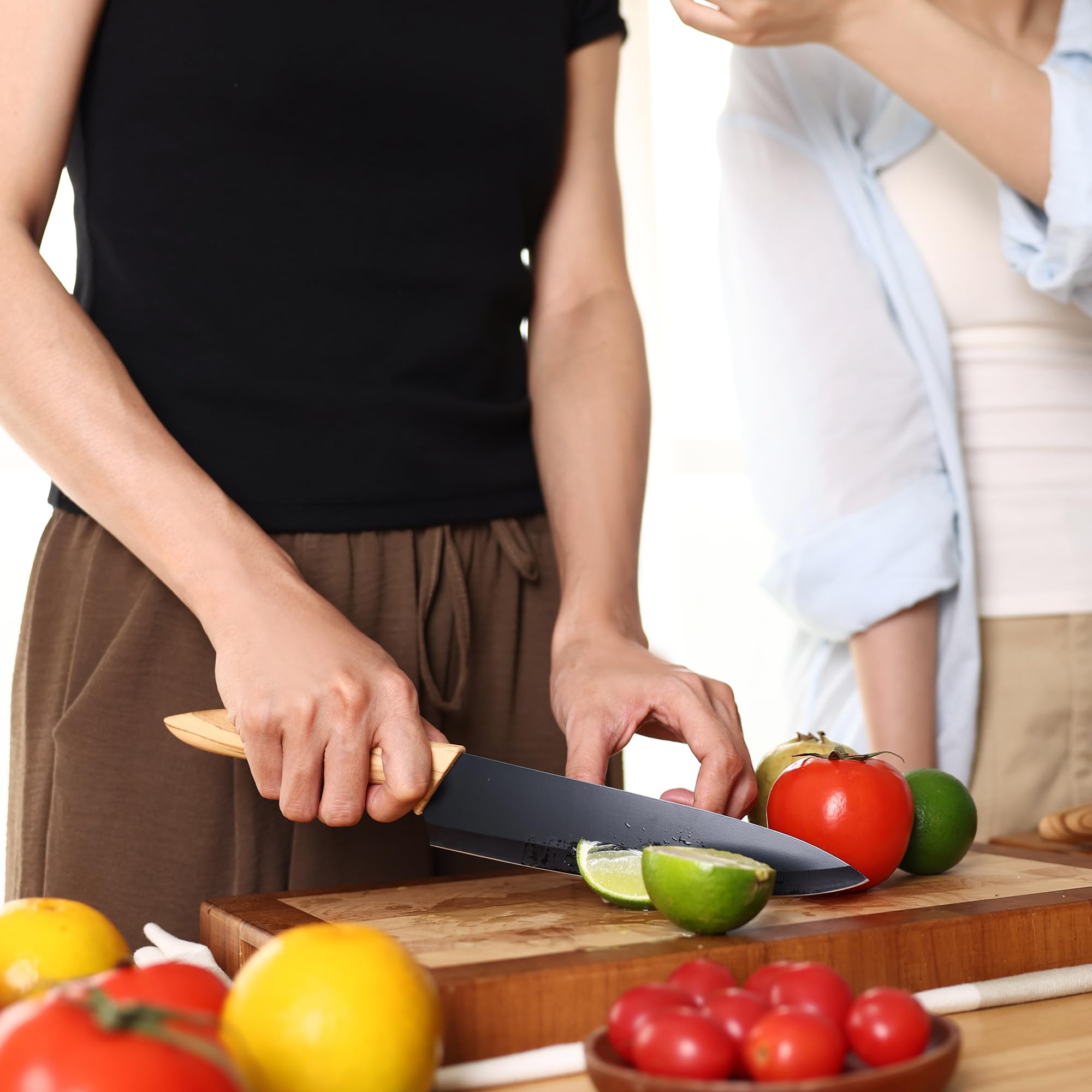 hecef Bloc Couteaux 6 Pièces avec Bloc Universel, Couteaux de Cuisine En Acier Inox, Couteau de Chef & Santoku, Ultra Tranchant, Manches Ergonomiques, Lames Noires Antiadhésives, Maison et les Cadeaux