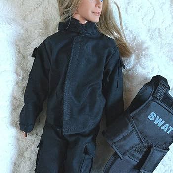 ジェニーボーイフレンドに☆ 黒サングラス ミリタリー系 ジェニーボーイフレンドに☆ 黒サングラス ミリタリー系