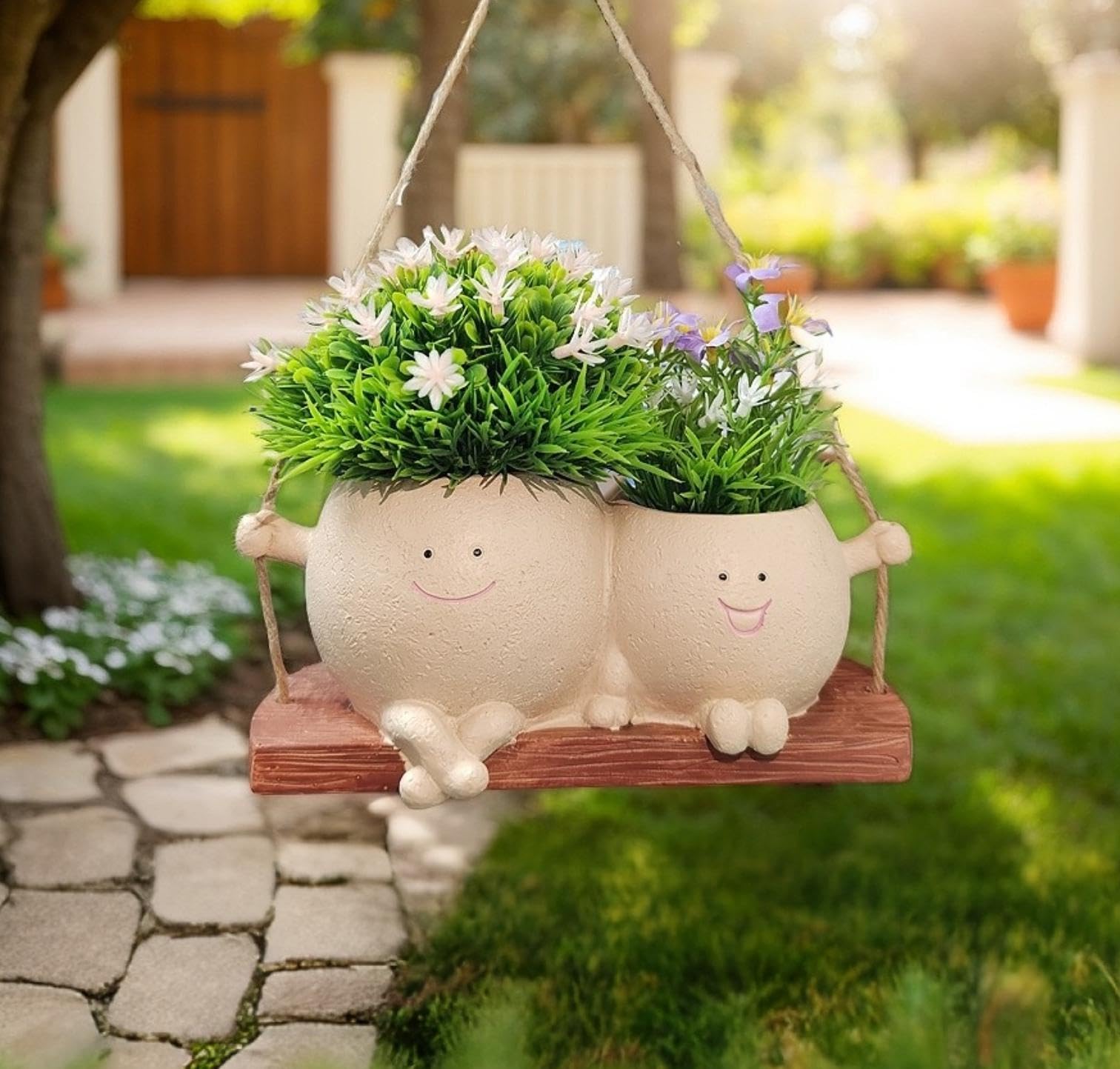 CRENGYBL Cute Small Hanging Planter Unique Swinging Smiley Face Planter, Funny Indoor Outdoor Face Planters Pots Head，Hanging Pots Creative Gift for