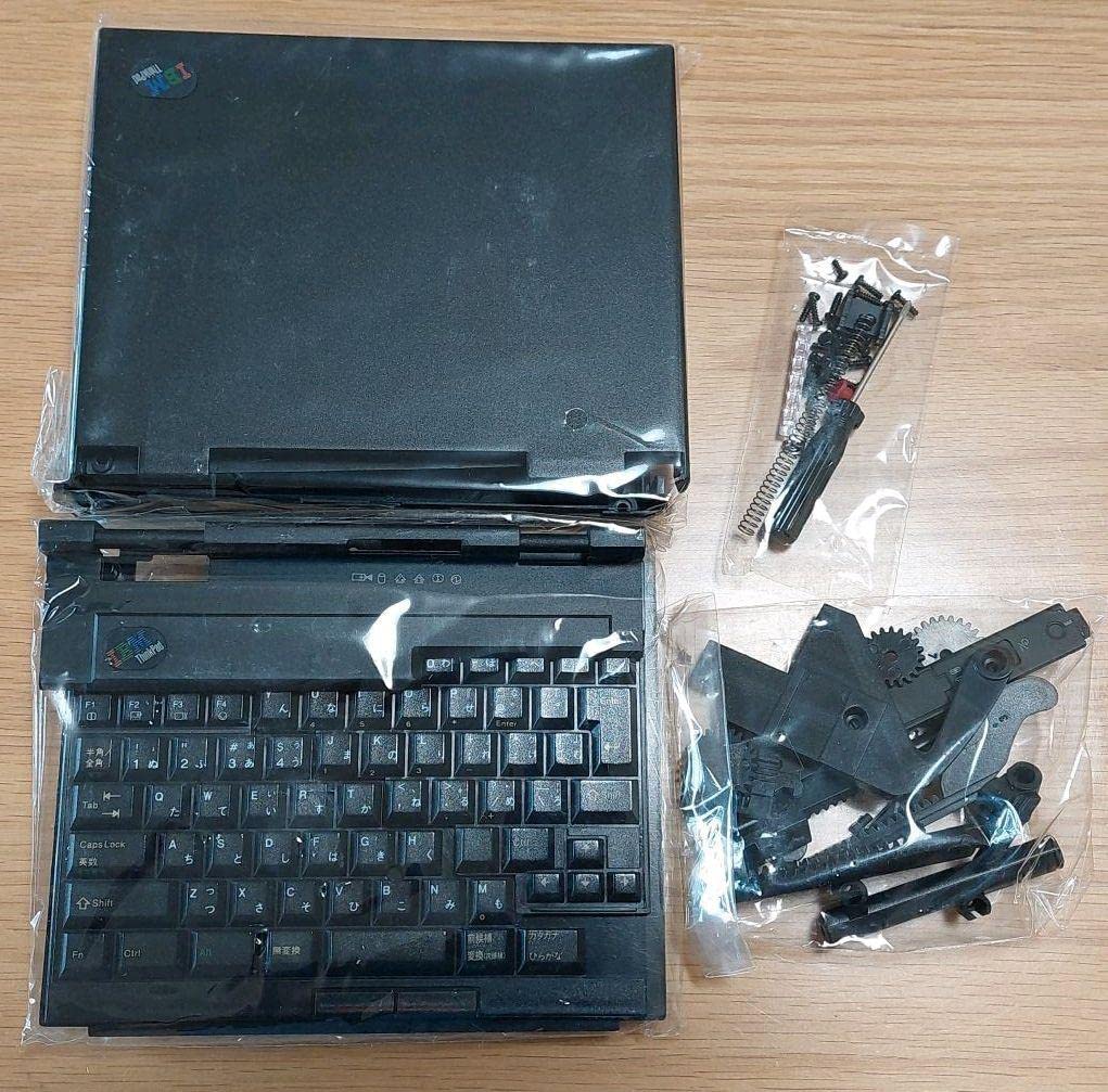 Amazon.co.jp: Thinkpad 701C 模型 プラモデル : おもちゃ