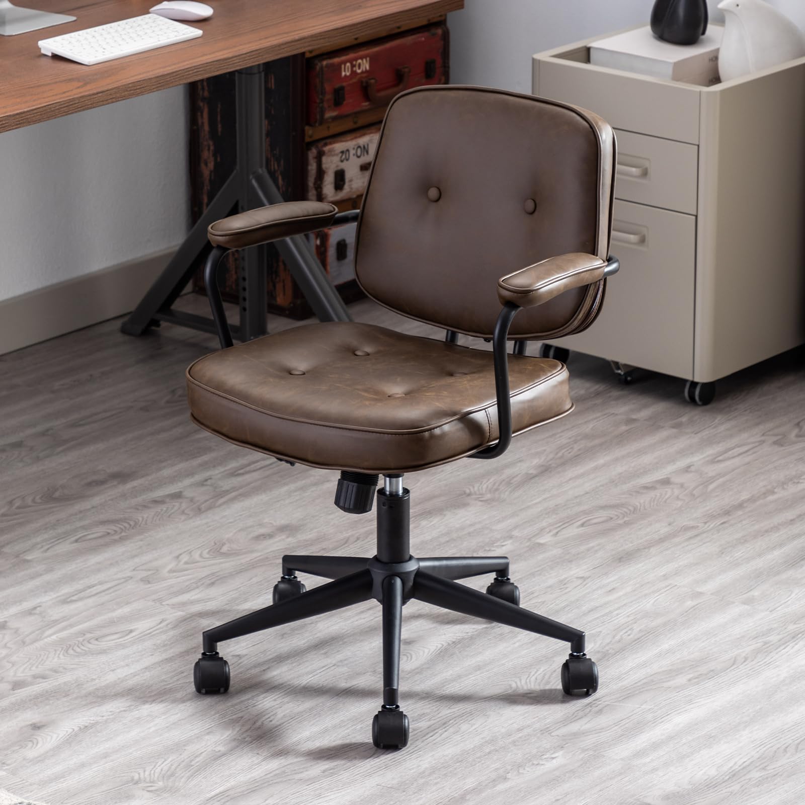 chairus Silla de Oficina de Cuero PU Silla de Escritorio Ergonómica Pequeña con Altura Ajustable, Silla Computadora Moderna con Ruedas Silenciosas Silla Estudio Giratoria para Hogar/Despacho, Marrón