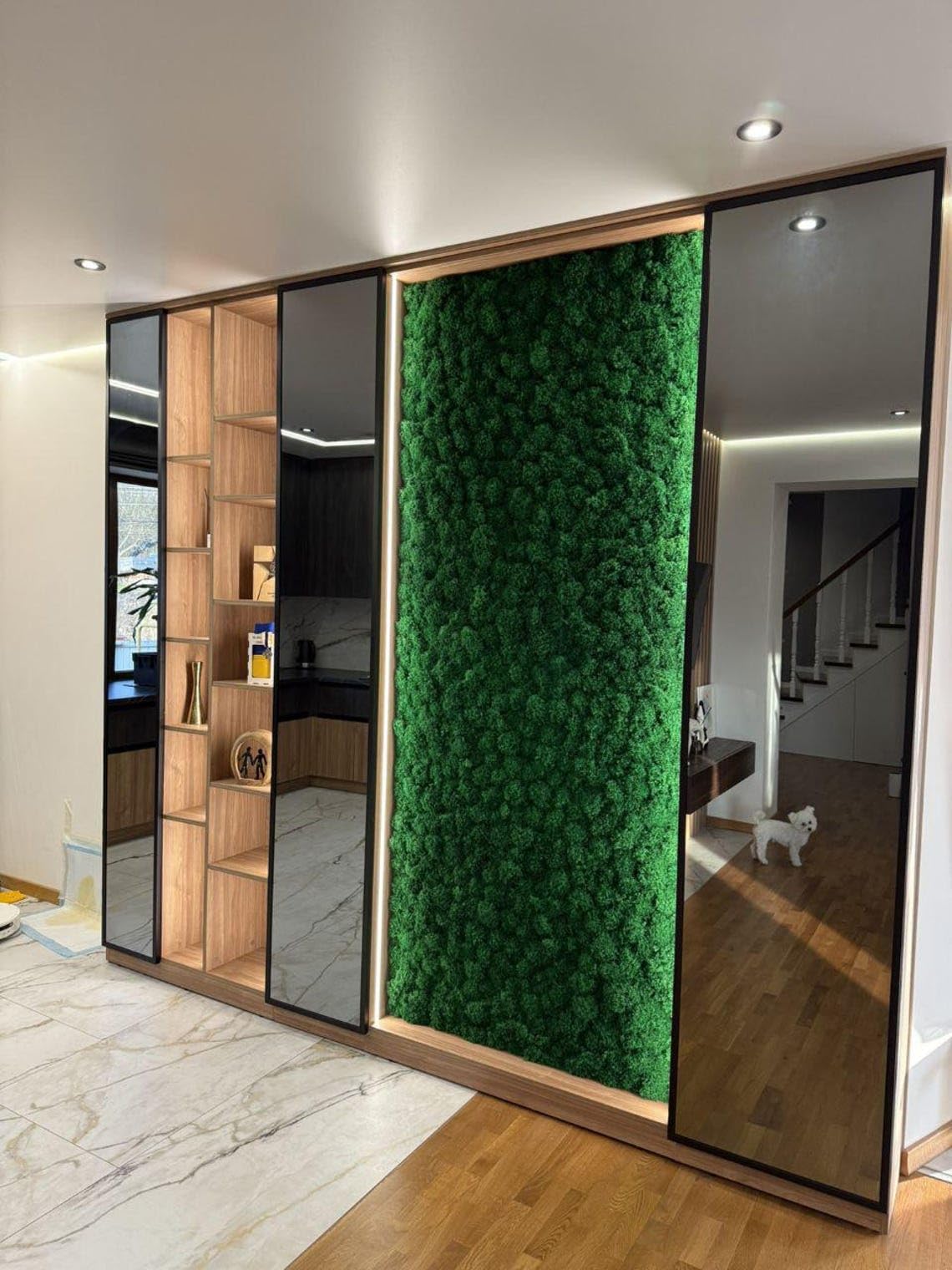 Large Moss Art