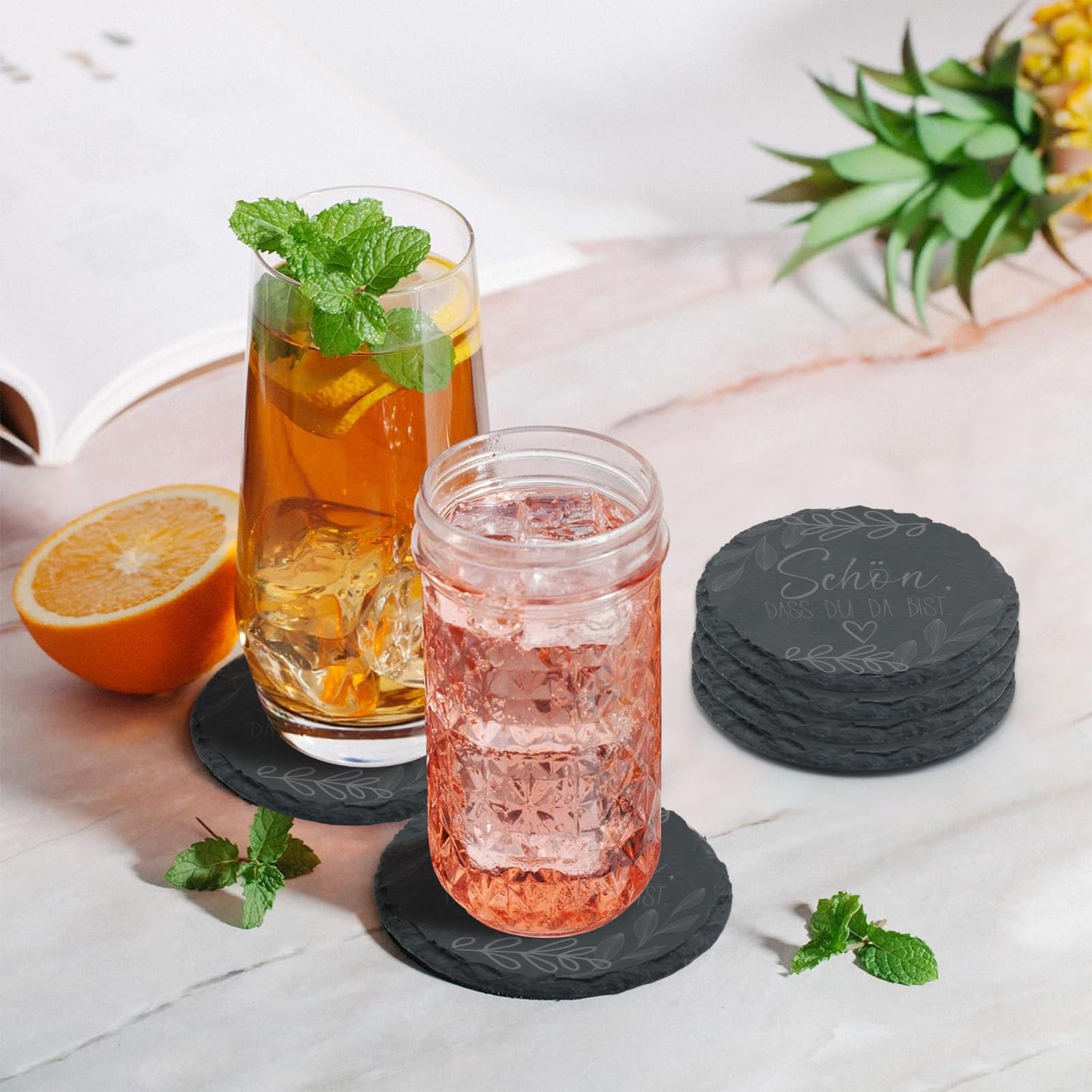 Set 68 Sottobicchieri In Ardesia – 10,2 Cm – Quadrati E Rotondi – Incisione Laser – Nero Naturale