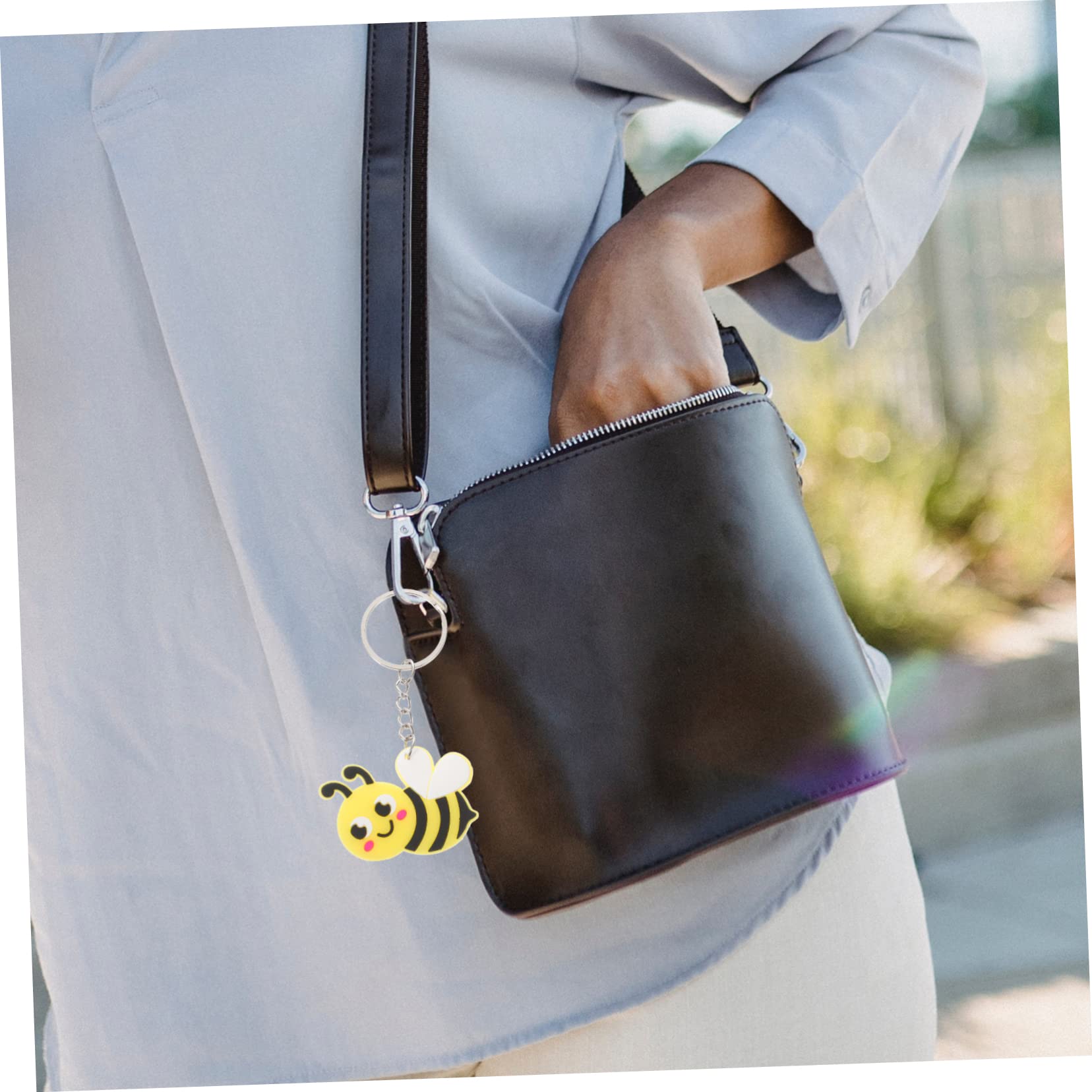 COLLBATH 72piezas Adorable Bee Keyring Cartoon Bee Keychain Pendant Decor Creativo Para Fiestas y Accesorios De Bolsos