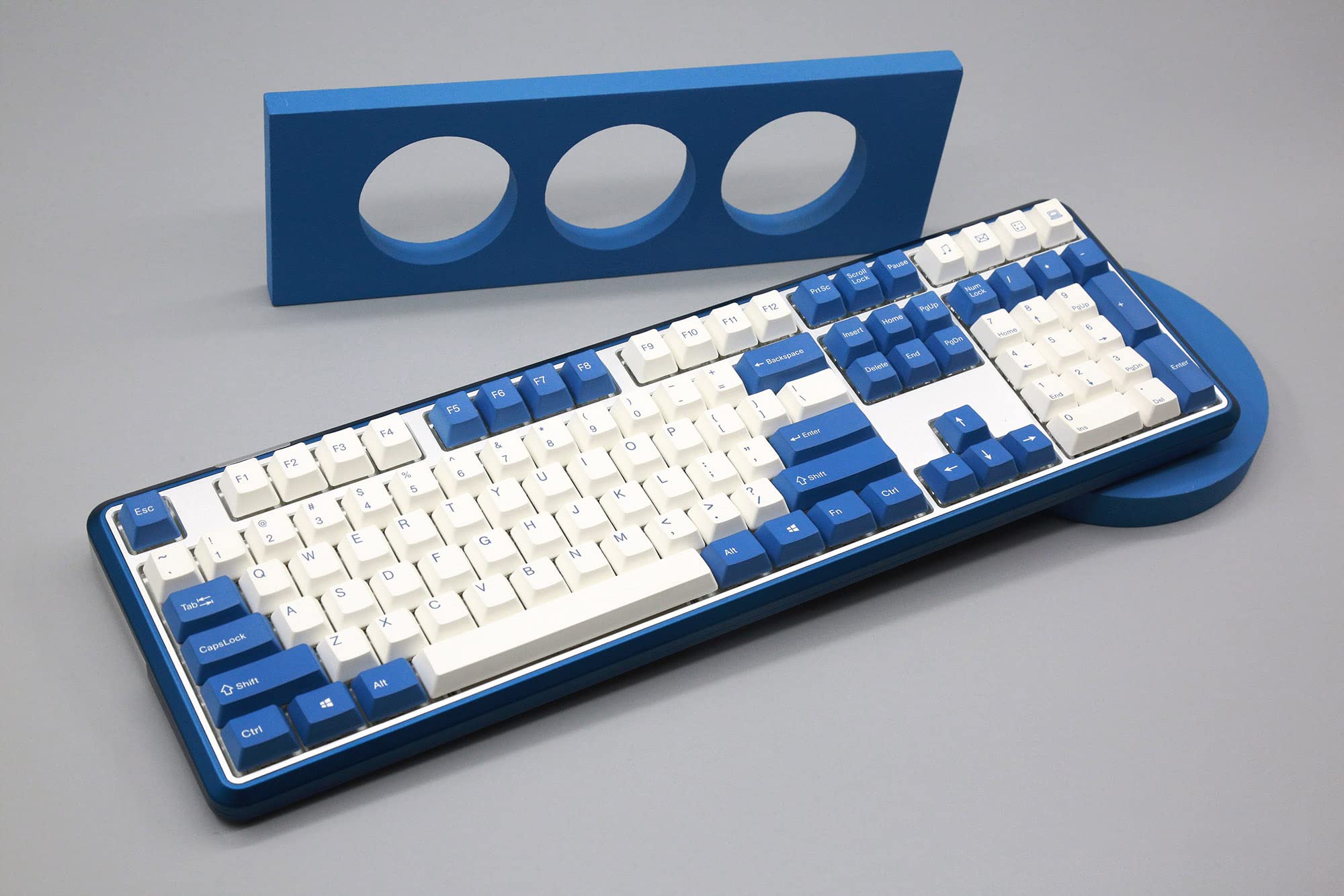 Amazon.com: Varmilo Sword 2-108 Pacific Blue White LED Dye Sub PBT