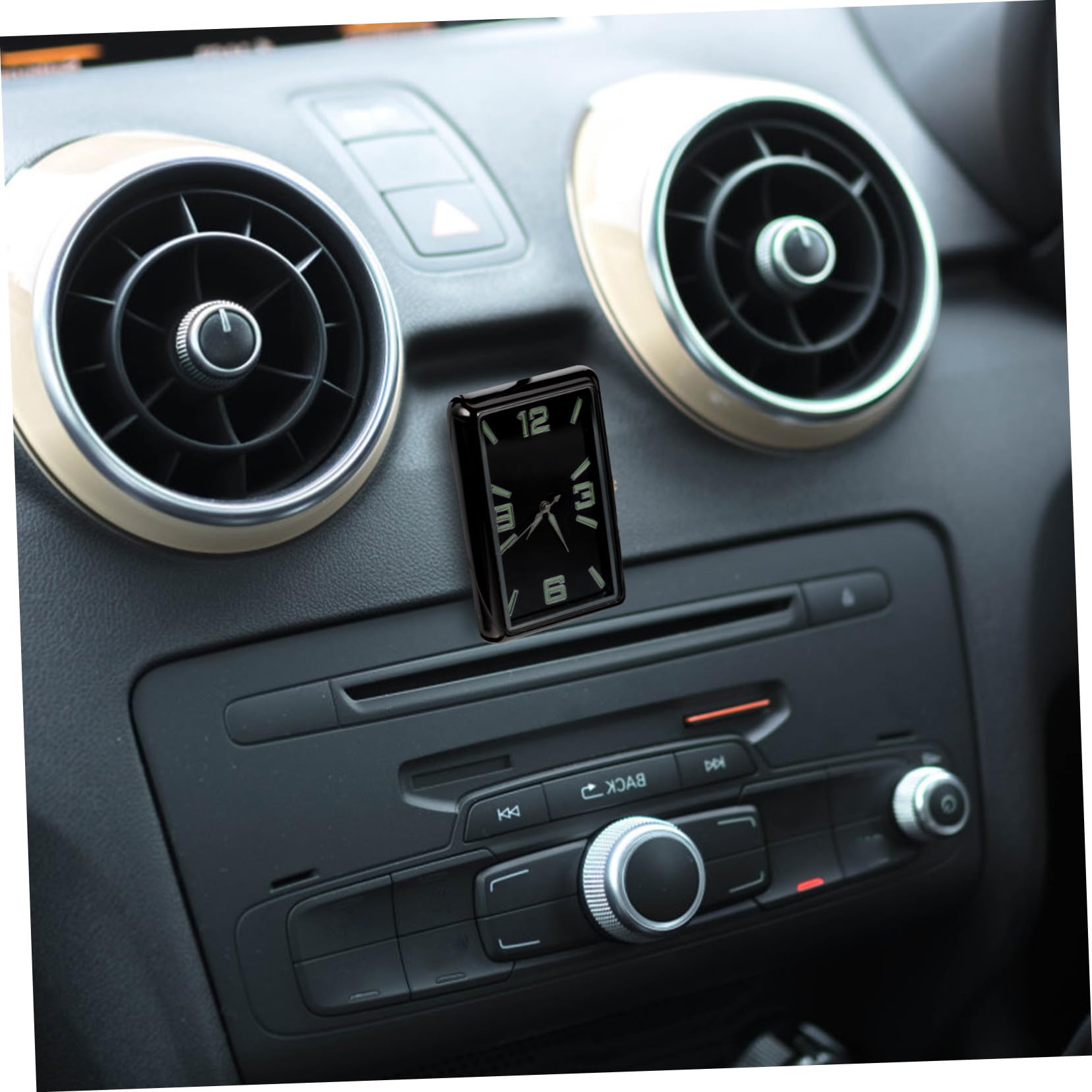 Reloj Analógico para Coche y Cuadrado con Diseño Sencillo para Salpicadero y Oficina Fácil Instalación y Visualización Clara