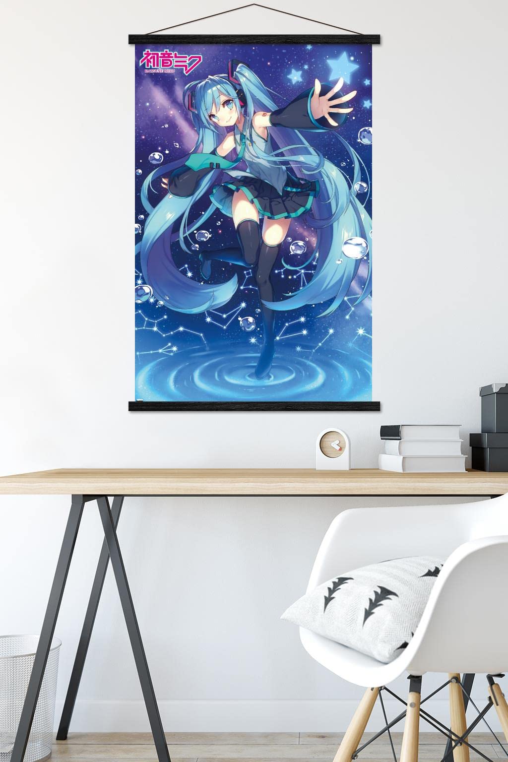Amazon.co.jp: Trends International 初音ミク - 星 ウォールポスター