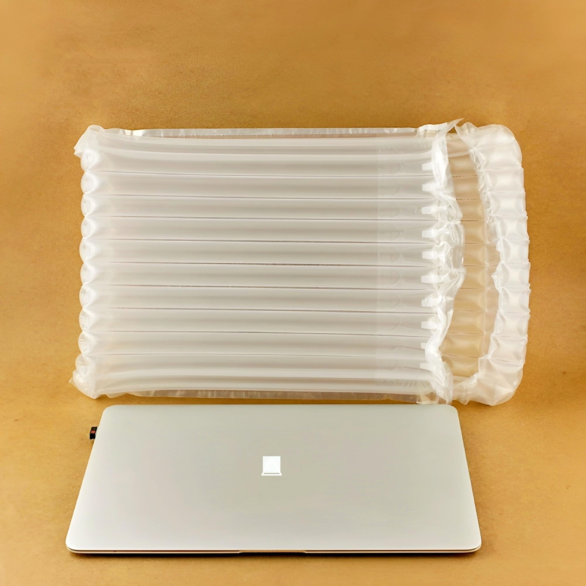 50 Pack Inflatable Laptop Protective Bags with Manual Pump. Fit for 11-12 Inch Notebooks, 360-Degree Drop Protection. Alternative to Laptop Shipping