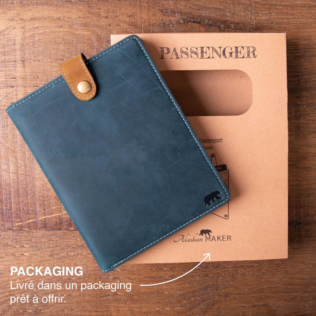 Alaskan MAKER - Passport Schutz aus Vollnarbenleder – Aufbewahrung von Reisepass, Karten & Dokumenten – RFID-Schutz – praktischer Pull-Out-Reißverschluss – Topographische Verarbeitung – kompakt und