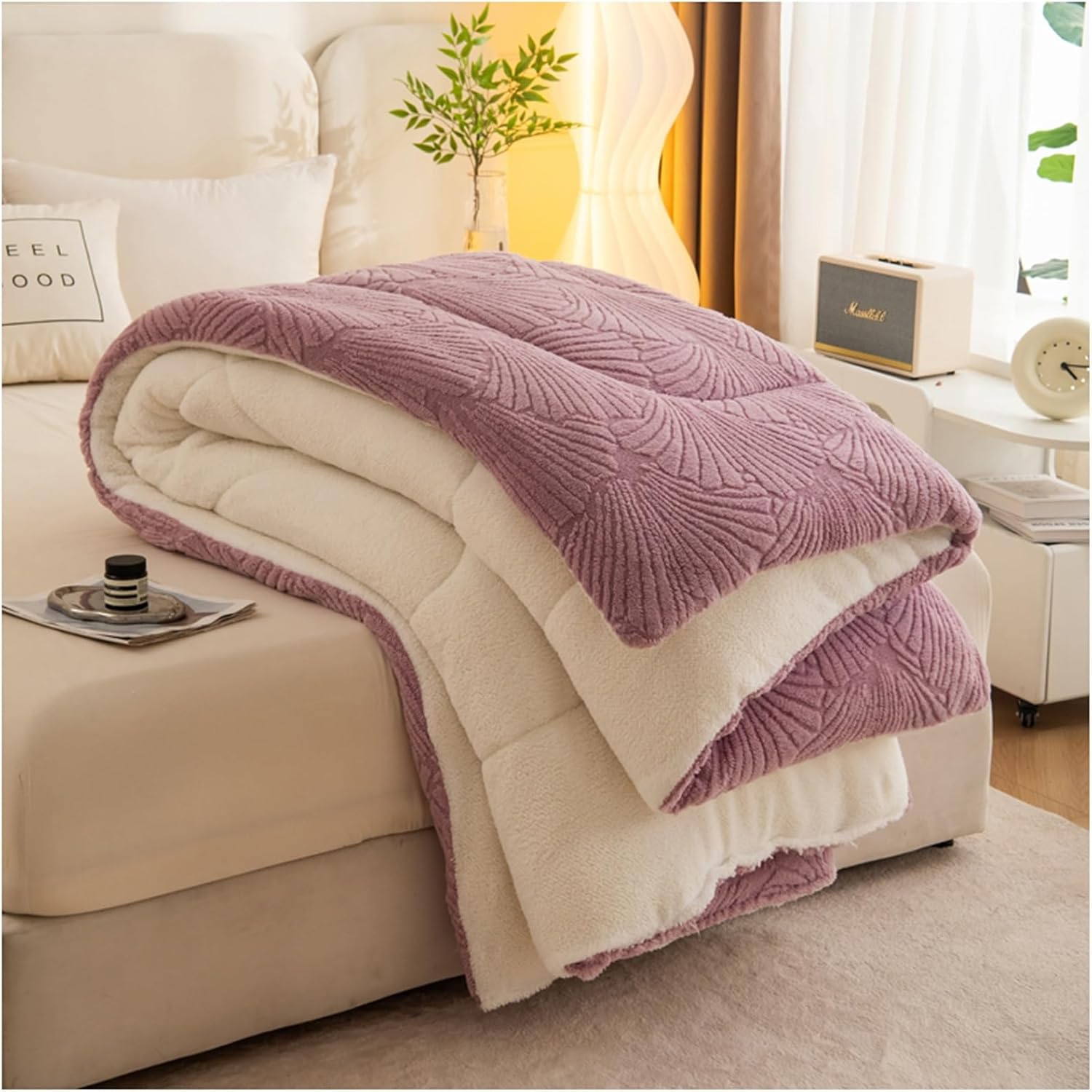Fluffy Duvet, Thick and Warm Cashmere Edredon, Warm Double Quilt, Lambskin Blanket Warm in Winter (B, 150 x 200 cm/2 kg)