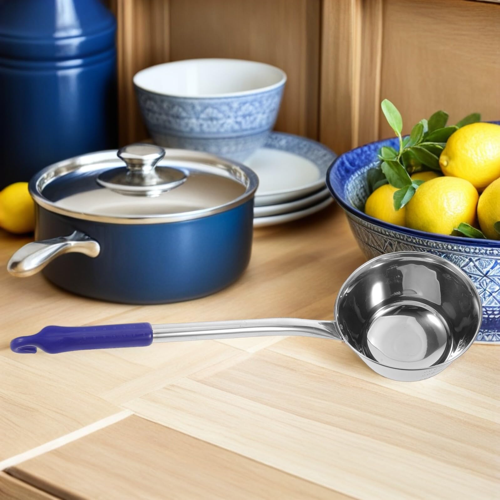 VILLCASE Cucharón de Agua de Acero Inoxidable con Mango Ergonómico para Cocina Baño y Servir Sopa Cucharón Duradero y Fácil de Limpiar Utensilio Multifuncional para Uso Doméstico