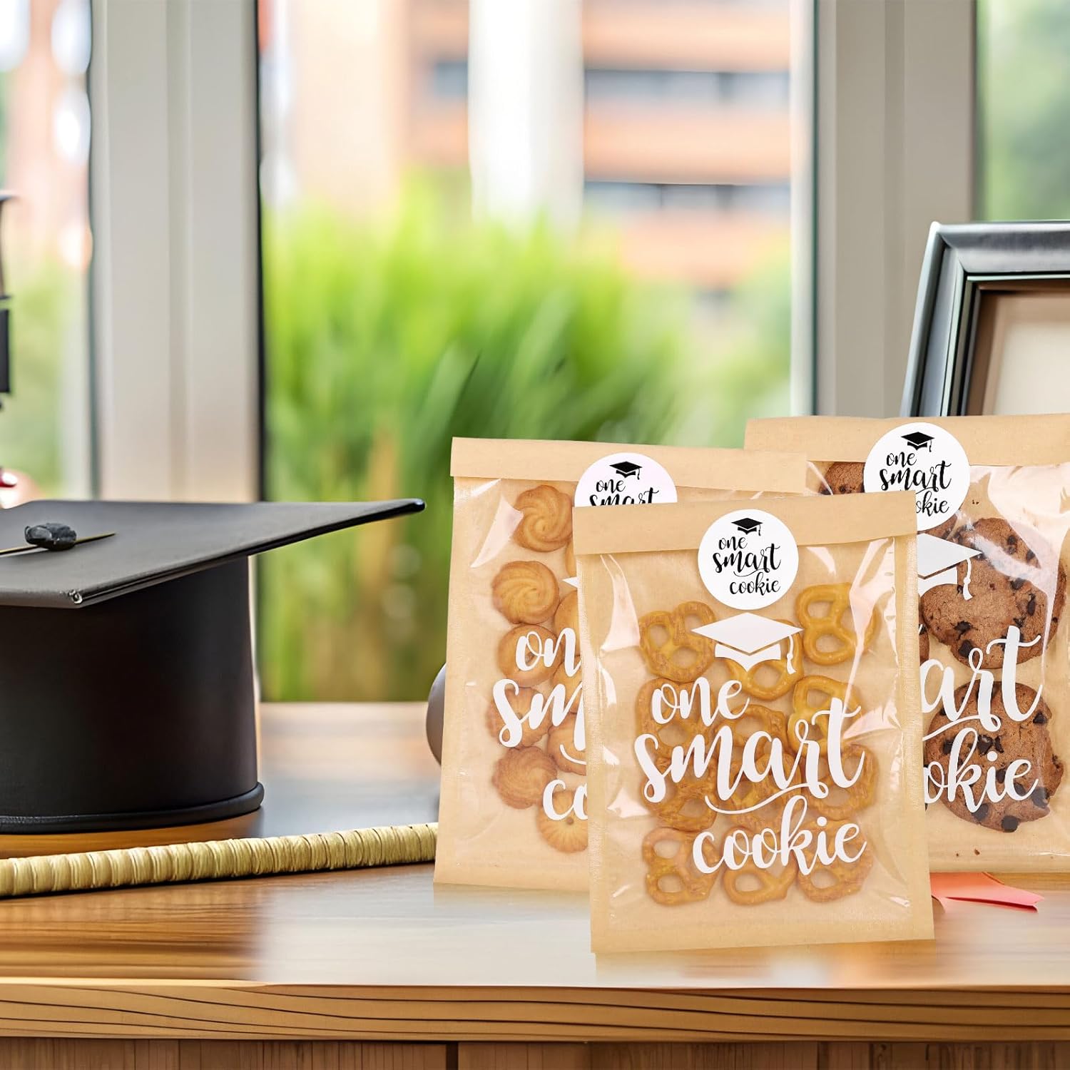 FYSUIMU 100 Pcs One Smart Cookie Bakery Bag with Window 2026 Graduation Kraft Paper Buffet Bags with Stickers Cookie Treat Bags for School Grad Party Supplies
