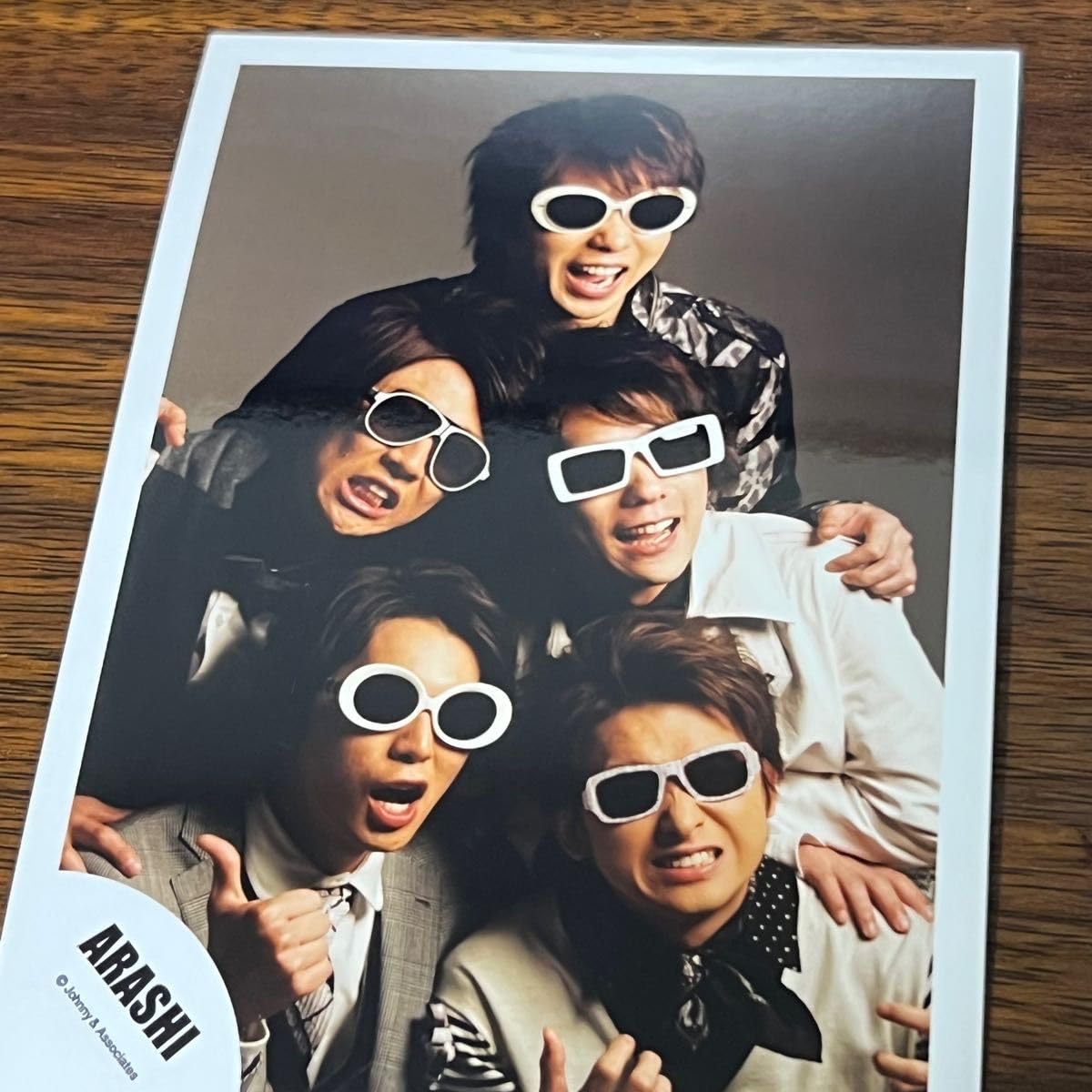 Amazon.co.jp: 嵐 公式写真 相葉雅紀 松本潤 二宮和也 大野智 櫻井翔