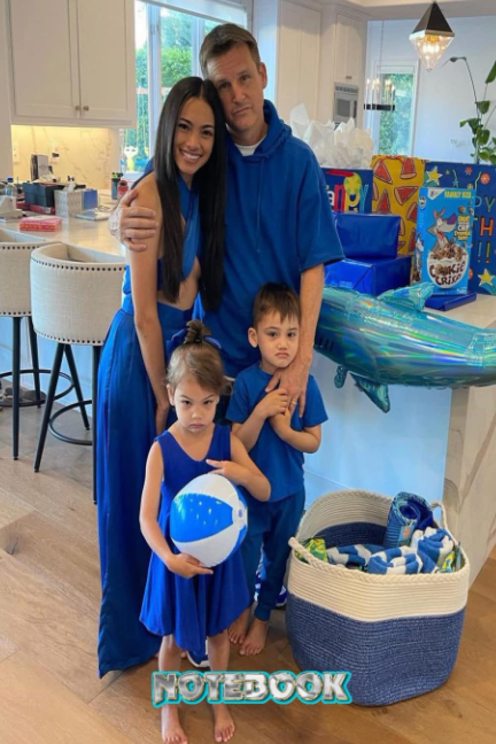 Notebook : Rob Dyrdek Lined Notebook Composition Large 6 x 9" 105 Pages Thankgiving Notebook , Home or Work #104