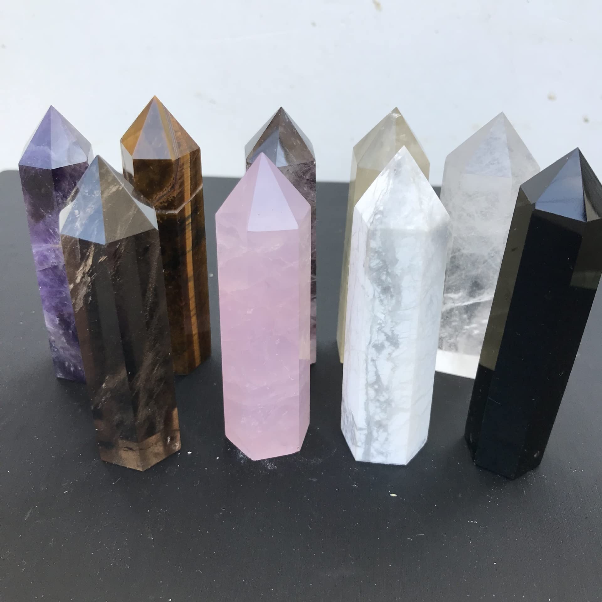 PAHION Botella De Agua De Cristal Natural Quartz Crystal Point Reiki Healing Gema De Varita De Obelisk Botella De Agua De Piedras Preciosas Infundidas Con Energía De Elixir 550 Ml