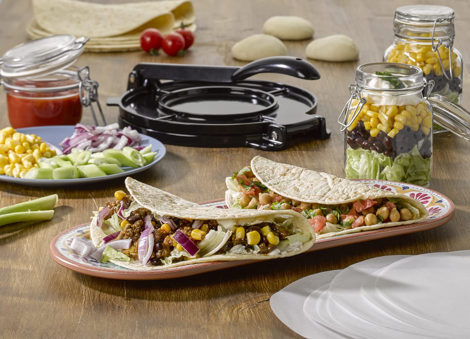 Buddy's BBQ - Prensa para tortillas, tortillas, tacos, enchiladas, burritos antiadherente, hierro fundido, negro, incluye 100 hojas de papel, diámetro 20 cm