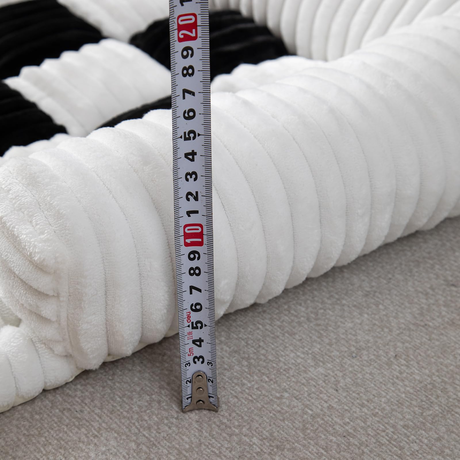 OKYUK Letto per Cani, Super Confortevole Cestino per Cani, Divano per Cani, Copridivano, Lavabile a Mano, Antiscivolo, Adatto per Cani (Nero a quadri, L 90 x P 90 x H 13 cm)