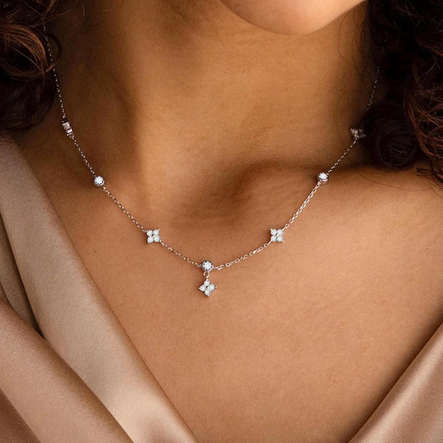 BG&WLing Four Leaf Clover Choker Necklace for Women 18K Gold Plated Floral Pendent Necklaces with CZ Crystal Dainty Jewelry Gift With Box - Image 2