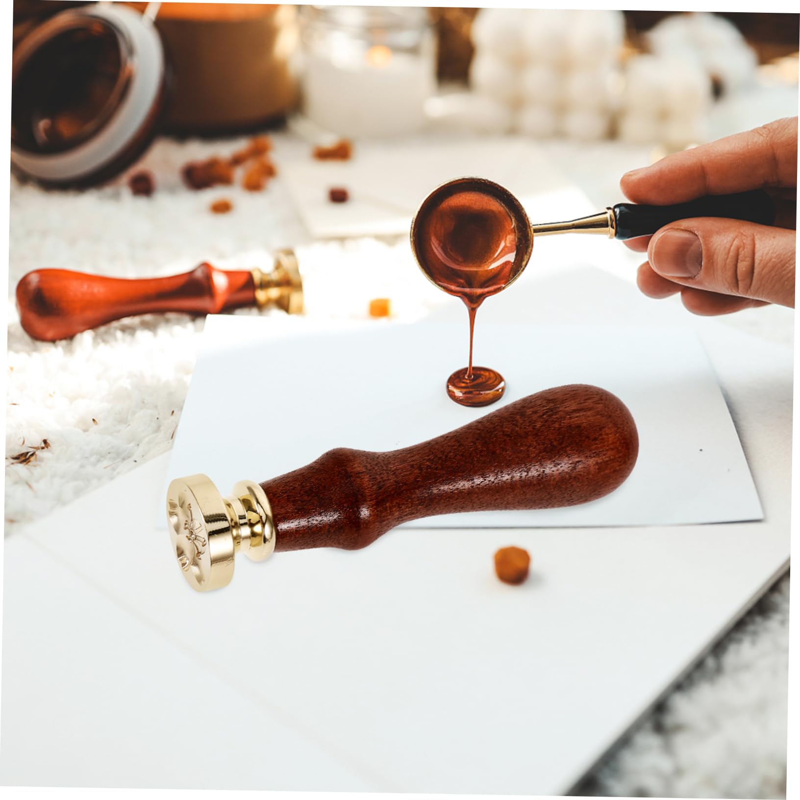 HOMSFOU 4 Sätze Wachssiegelstempel mit Holzgriff Blumenmuster für Einladungen Umschläge DIY Projekte und Besondere Anlässe Kupferstempel für Einzigartige Designs