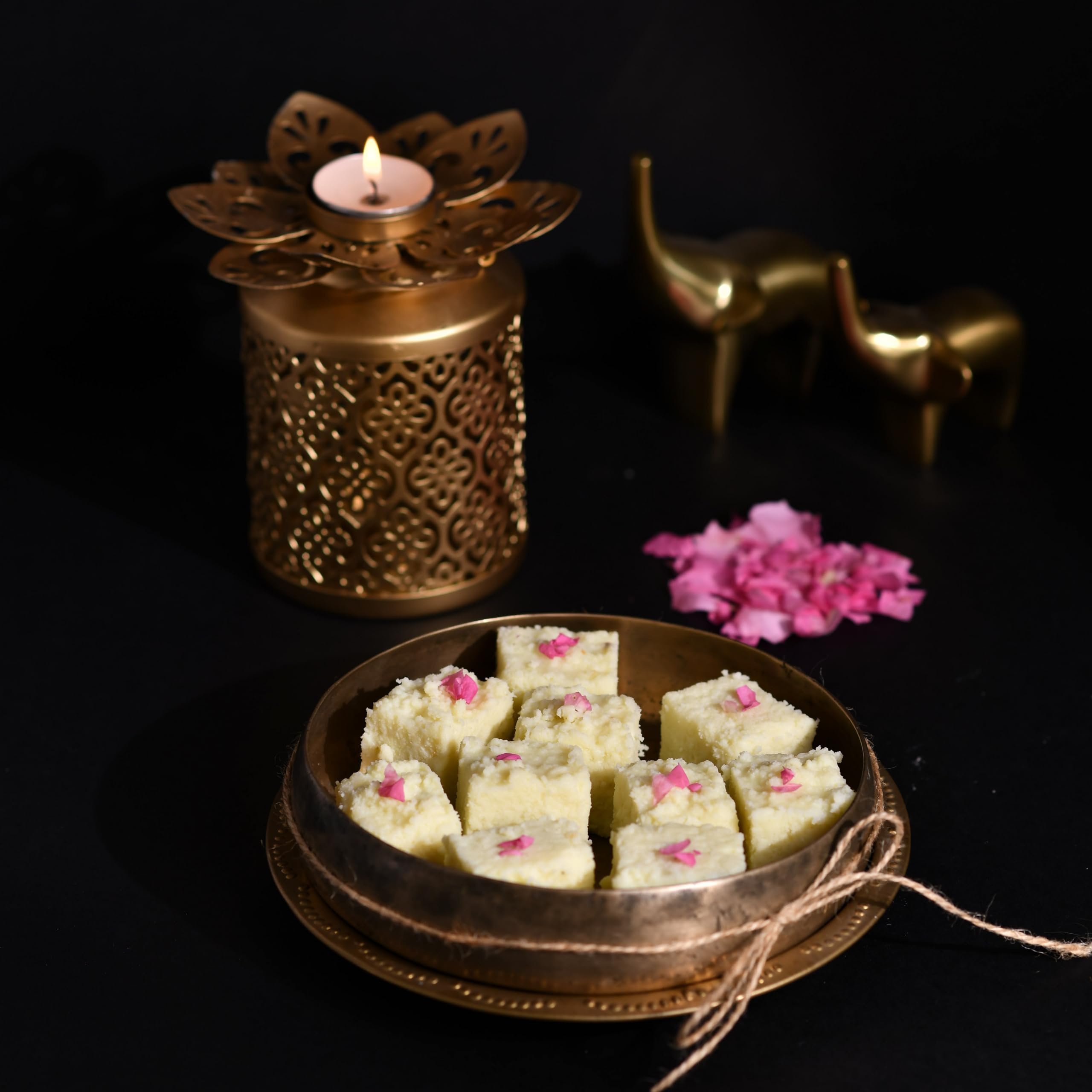 Vijay Dairy Kalakand (malai barfi) (250) (B0D1GLRSZT) Amazon Price History, Amazon Price Tracker