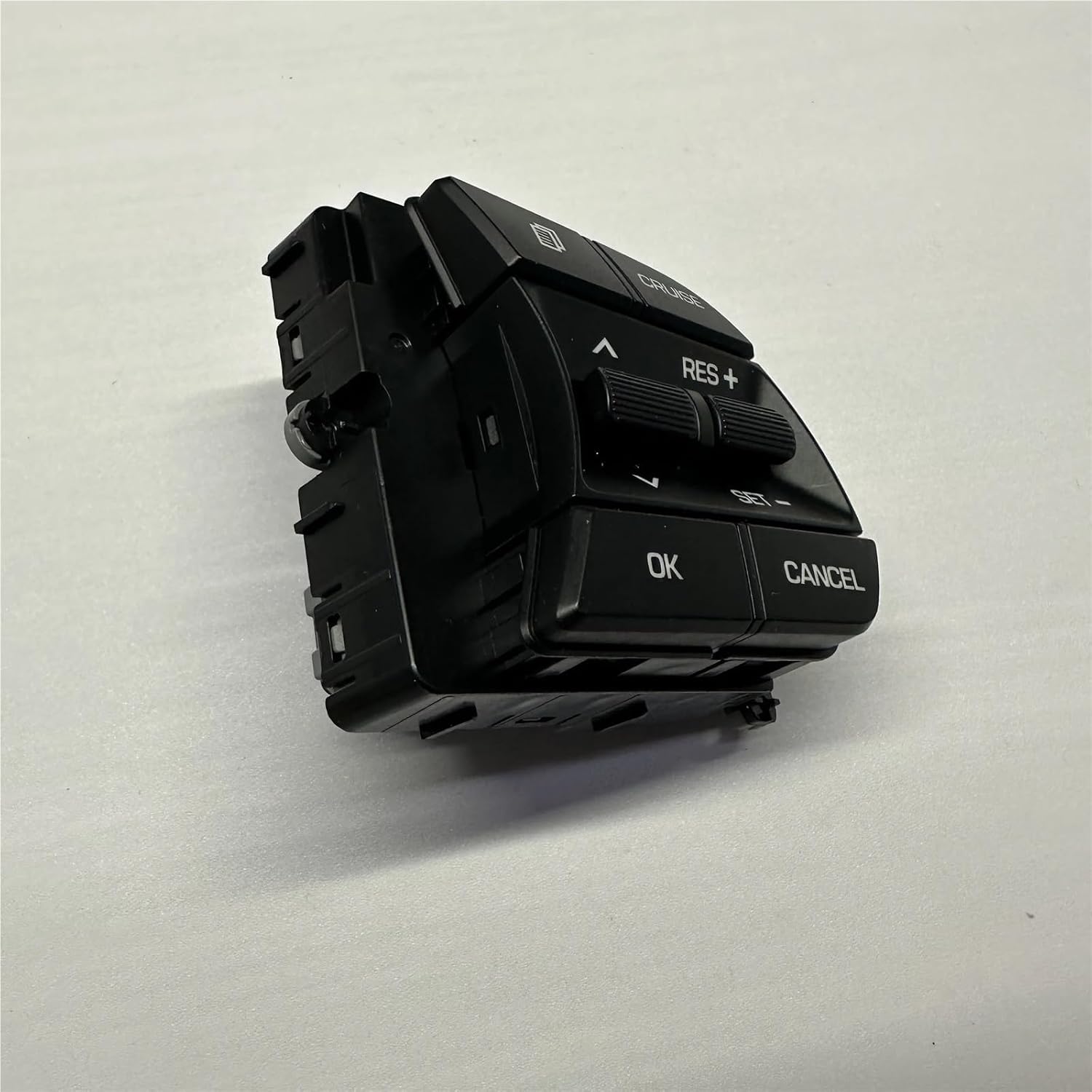 Car Steering Wheel Control Button Cruise Control Switch for Hyundai Sonata Lf 2016-2018