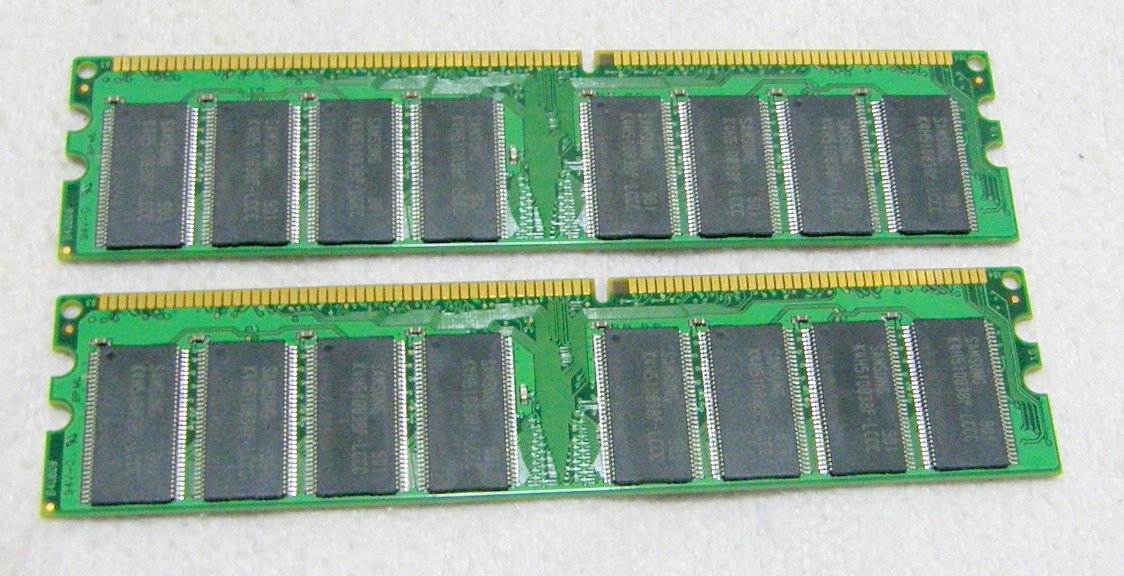 Amazon.co.jp: PC-3200 DDR400 1GB*2本=2GB デスクトップ用DDRメモリ