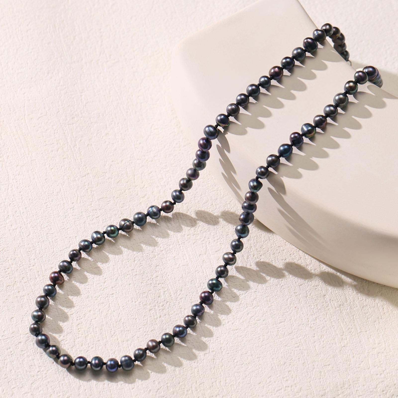 YAMI Collar de perlas negras, 5,5-6 mm, perlas redondas naturales cultivadas en agua salada con cierre de plata de ley 925, elegante, 18 + 2