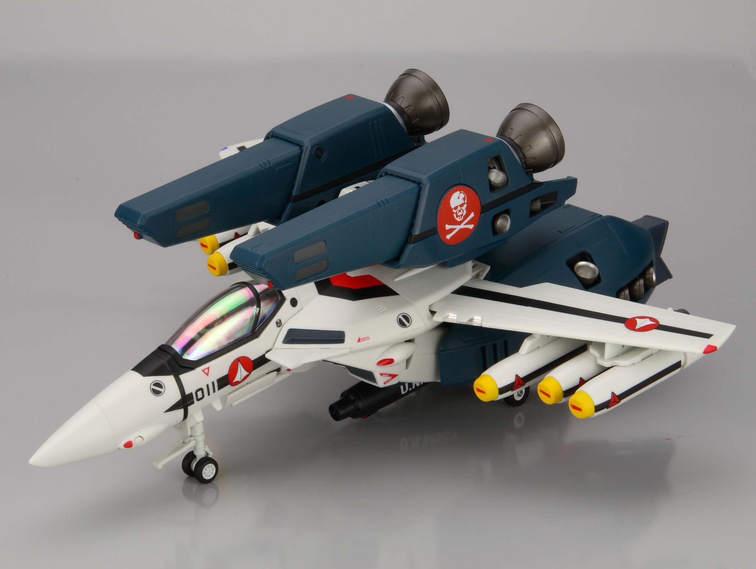 Amazon.co.jp: 1/60 マクロス 完全変形 VF-1A 一条輝機 with スーパー  